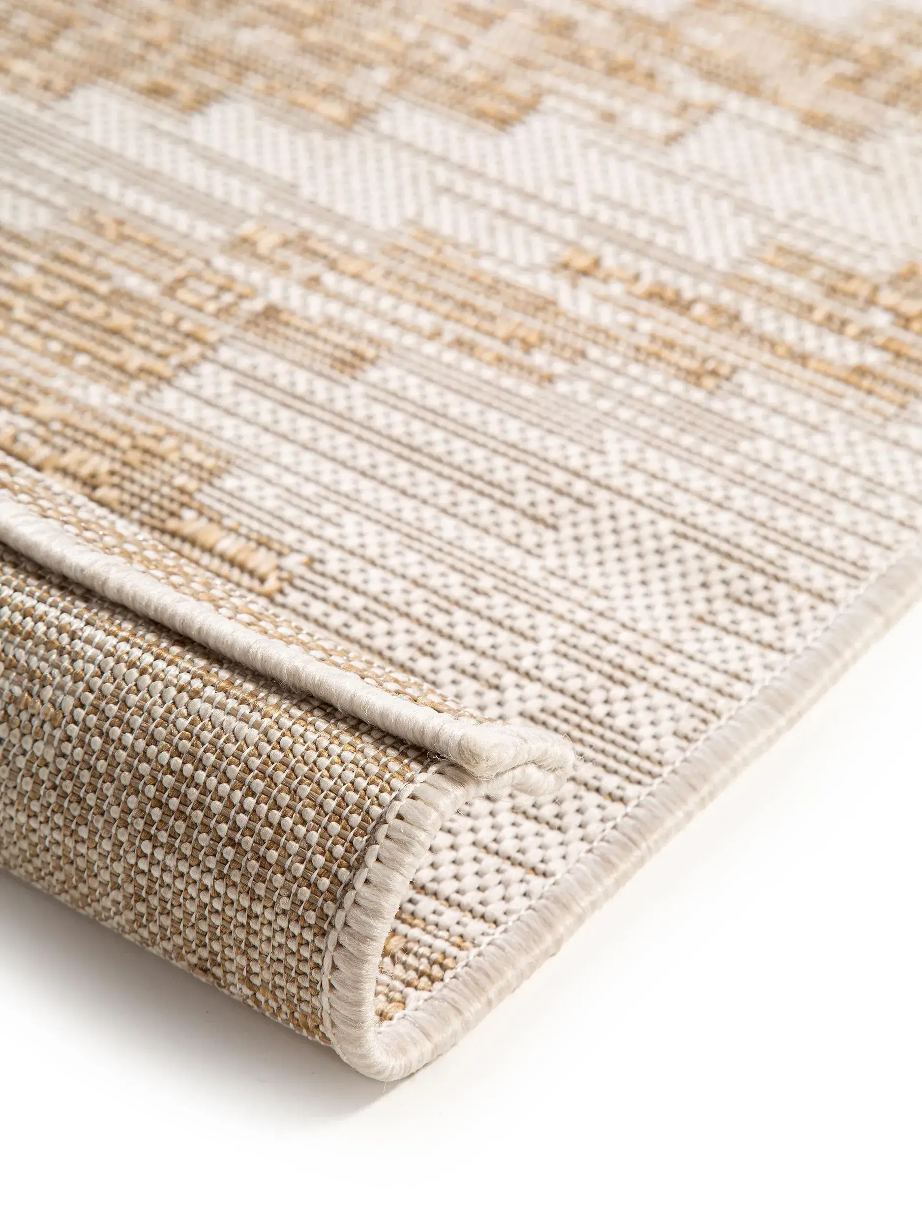 Teppich aus 100% Polypropylen in Beige mit 100% Polypropylen hohem Flor von benuta Nest