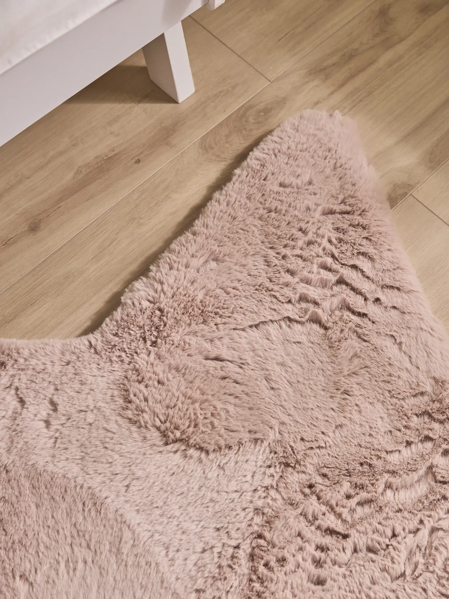 Teppich Dave aus 100% Polyester in Rosa von Lytte