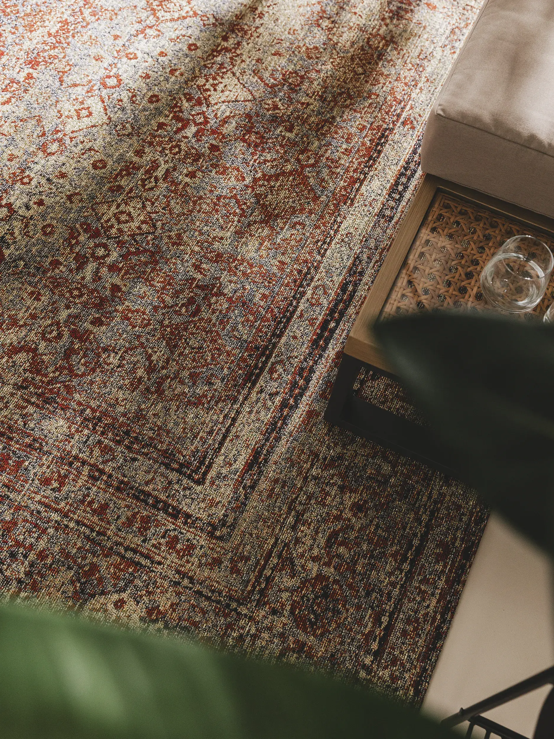 Rug made of 76% Polypropylen, 23% Polyester, 1% Latex in Multicolor with a 76% Polypropylen, 23% Polyester, 1% Latex high pile by benuta Nest