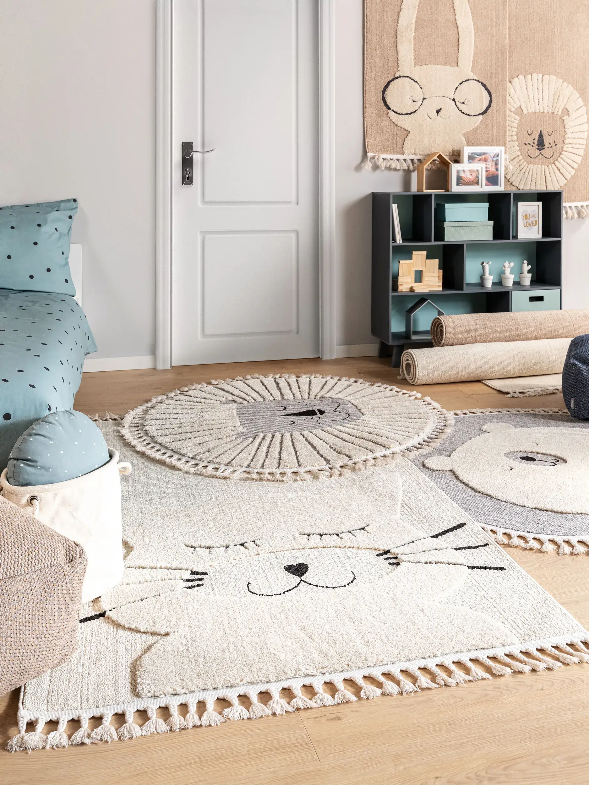 Teppich aus 100% Polyester in Beige mit 100% Polyester hohem Flor von Lytte