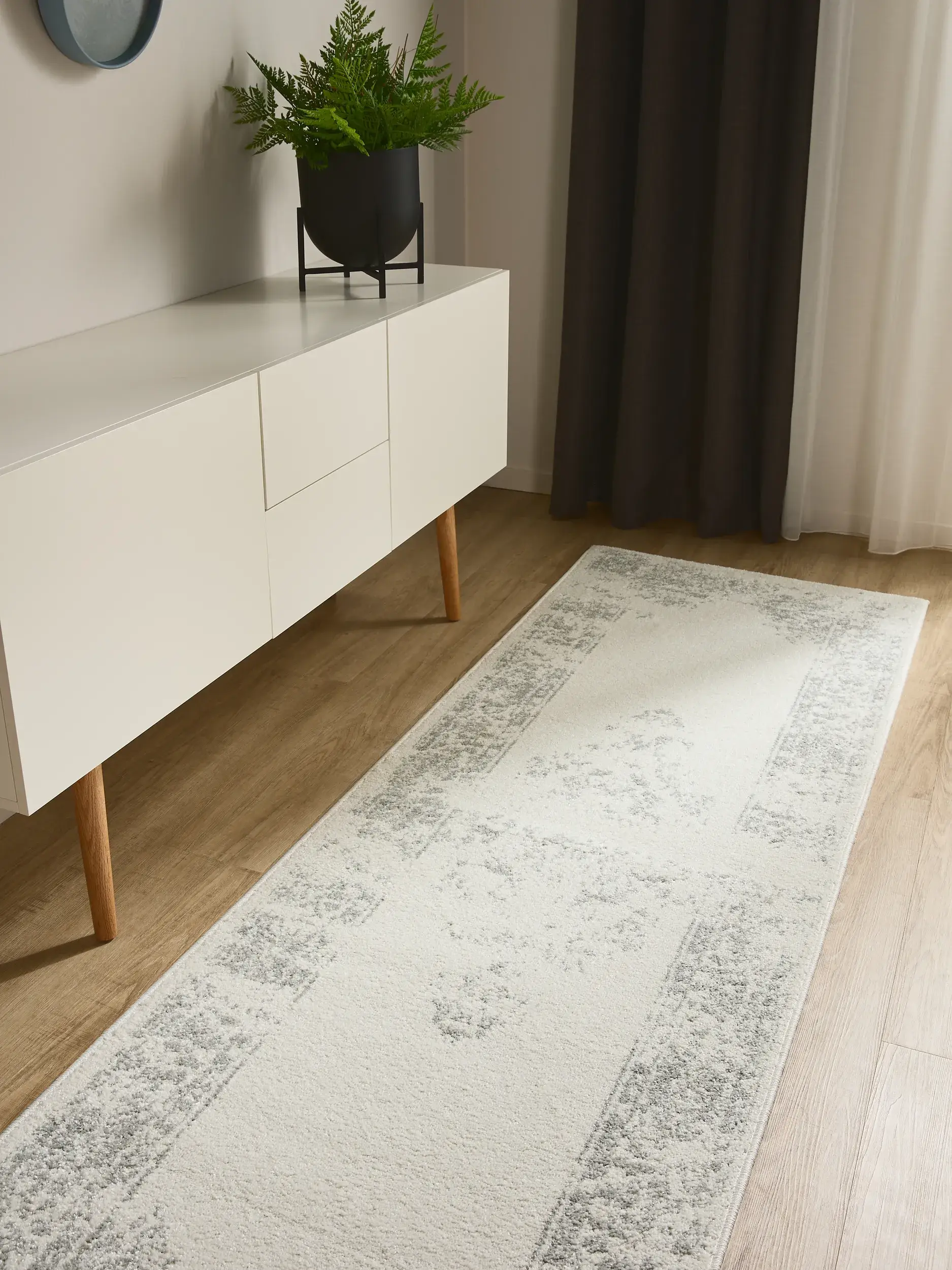 Rug made of 100% Polypropylen in Beige with a 100% Polypropylen high pile by benuta Basic