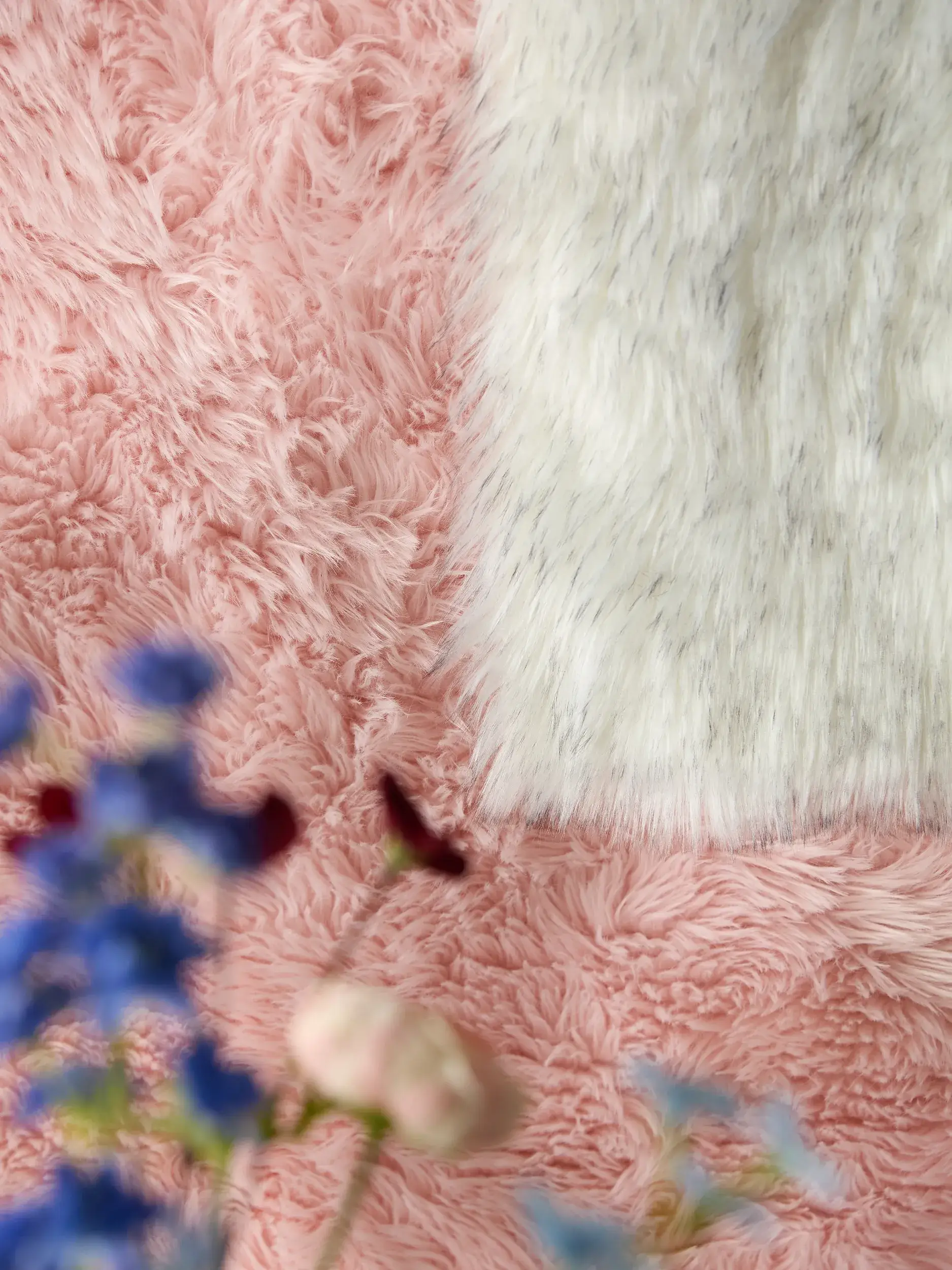 Matta av 70% Polyakryl, 30% Polyester i Rosa med 70% Polyakryl, 30% Polyester hög lugg från benuta POP