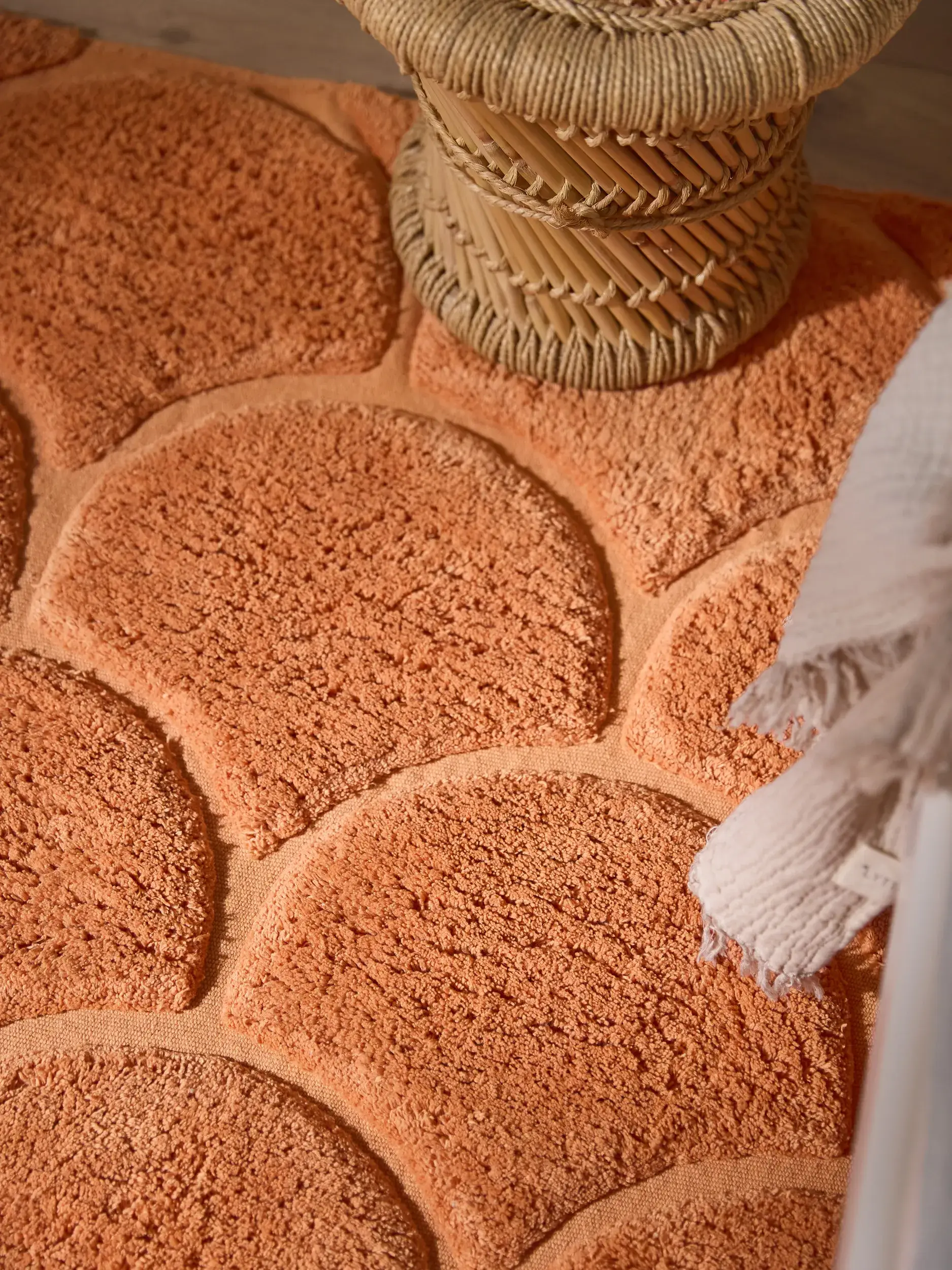 Teppich aus 100% Recycelte Baumwolle in Orange mit 100% Recycelte Baumwolle hohem Flor von Lytte