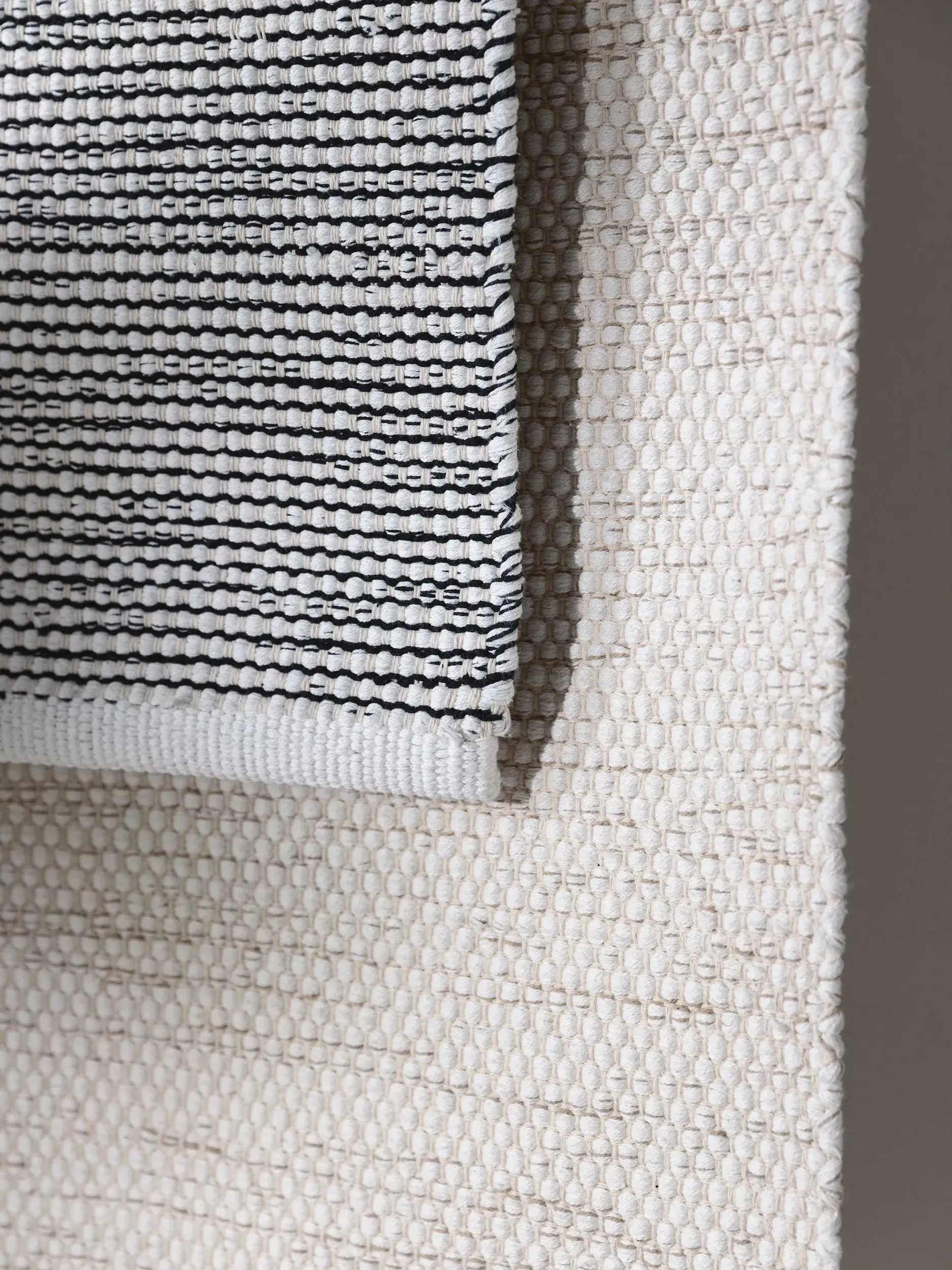 Teppich Ron aus 100% Cotton in Beige von benuta Basic