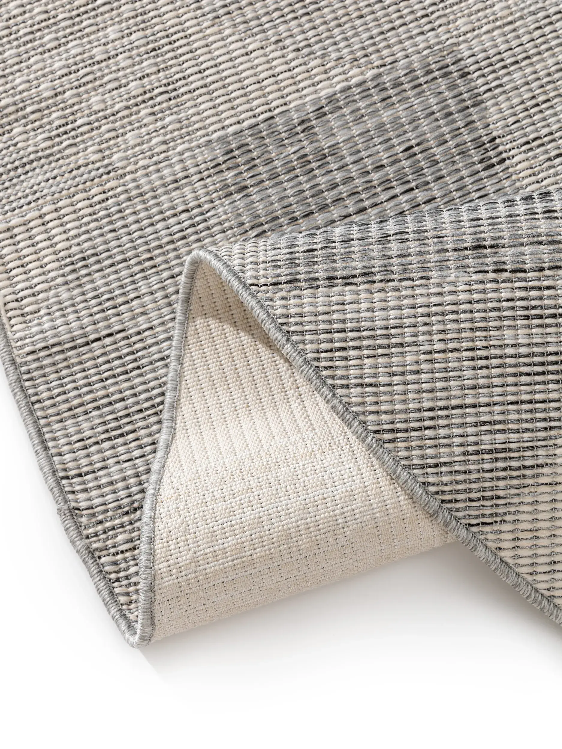 Rug made of 100% Polypropylen in Grey with a 100% Polypropylen high pile by benuta Nest