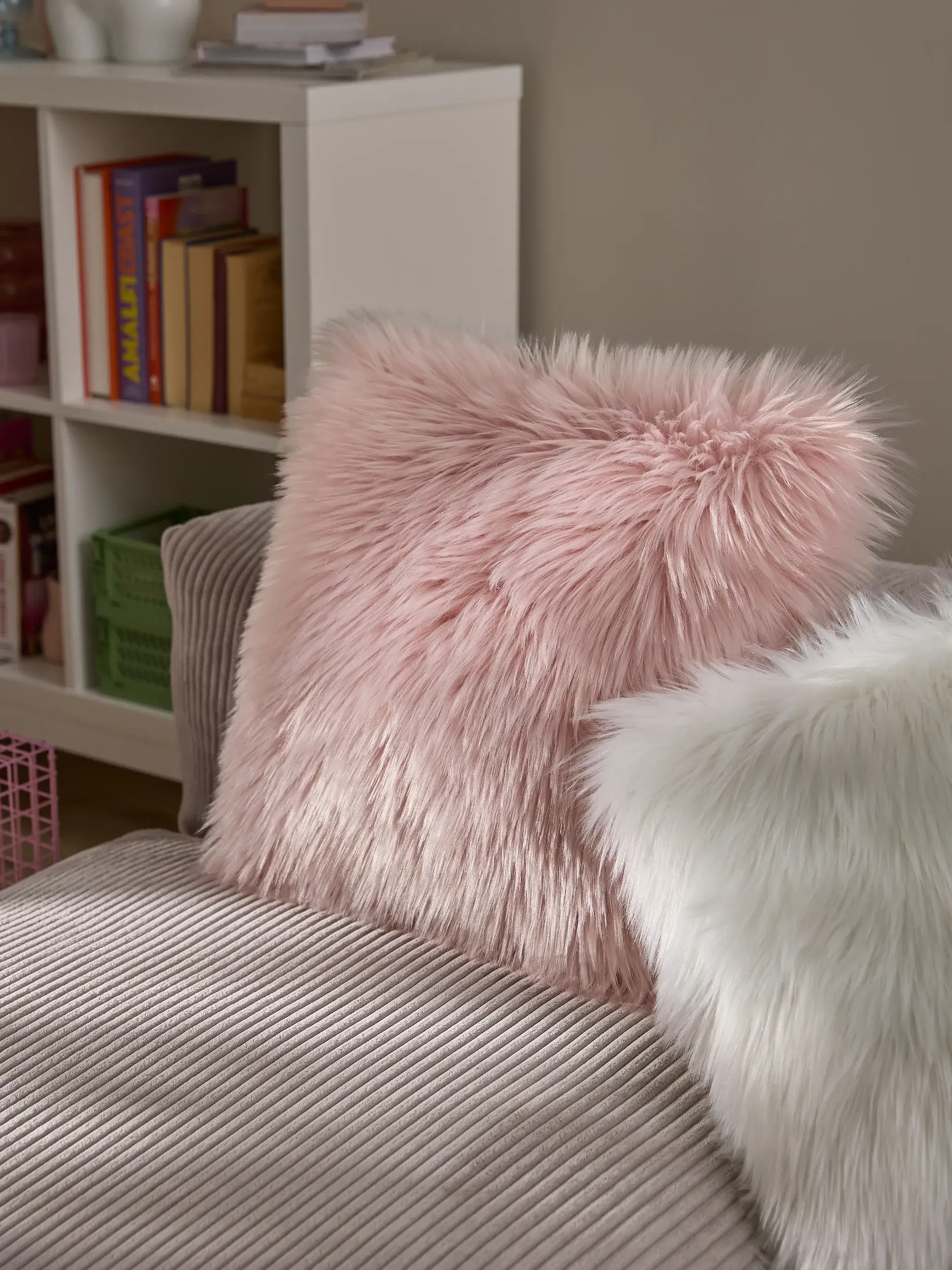 Kissen Nanuk Pink i Einfarbig-design laget av 70 % polyakryl, 30 % polyester fra benuta Pop