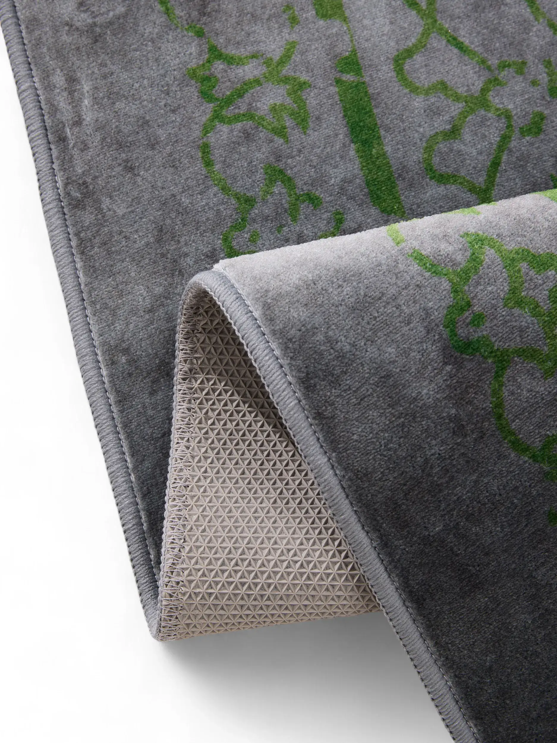 Teppich aus 100% Polyester in Grau mit 100% Polyester hohem Flor von benuta Nest