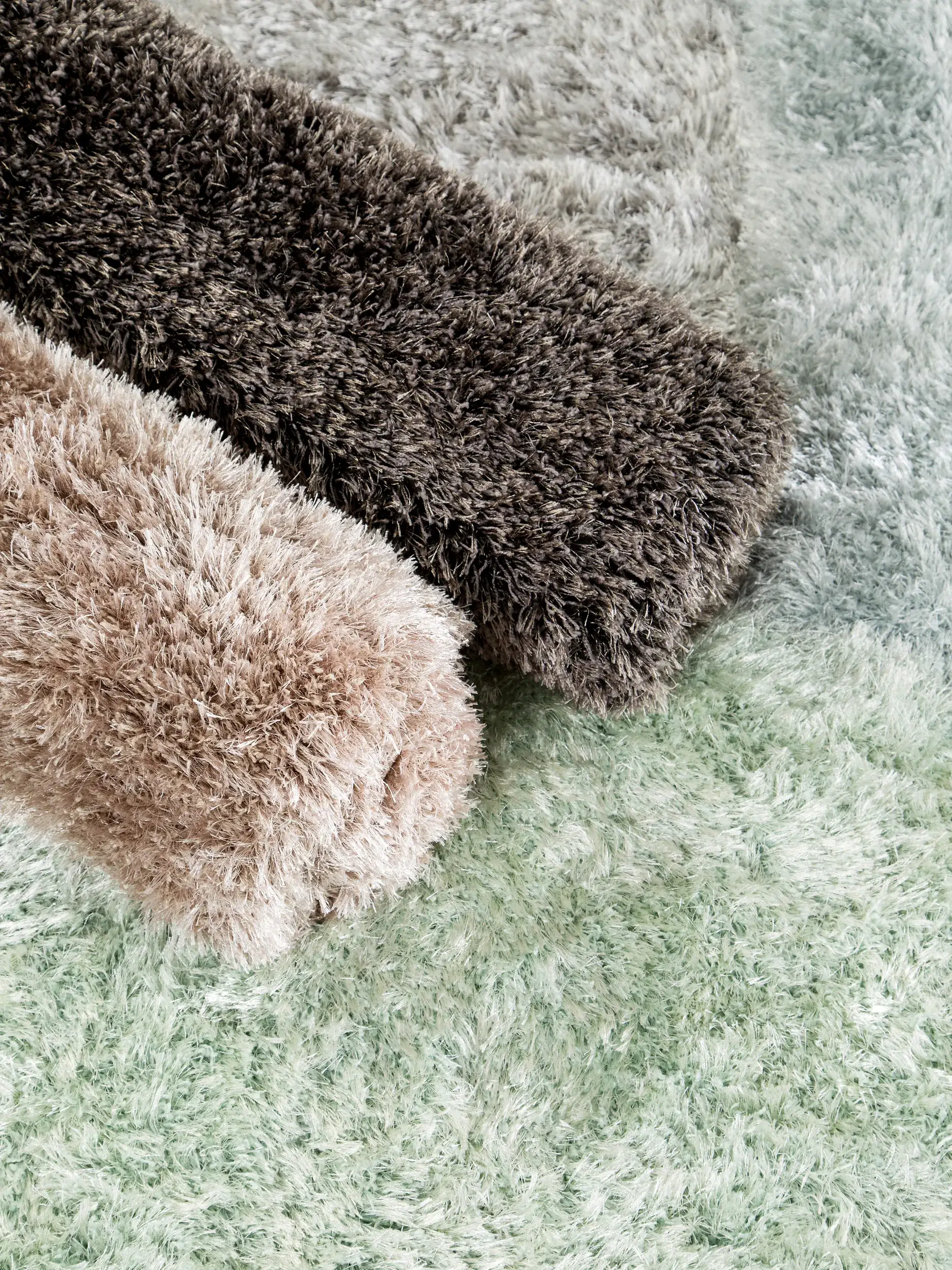 Teppich Lea aus 50% Polyester, 50% Polypropylen in Grau von benuta Pop