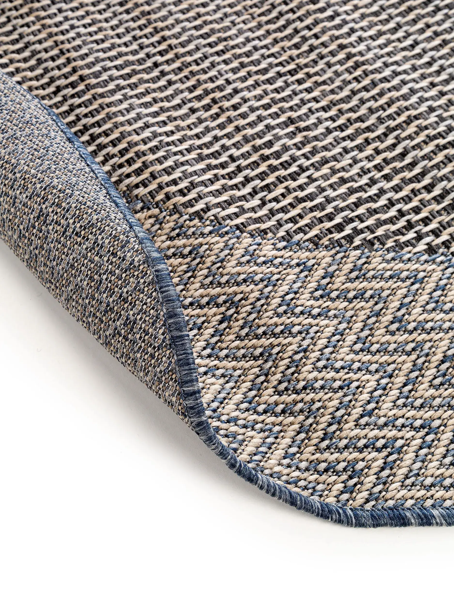 Tapijt van 100% Polypropyleen in Beige met een 100% Polypropyleen hoge pool van benuta nest