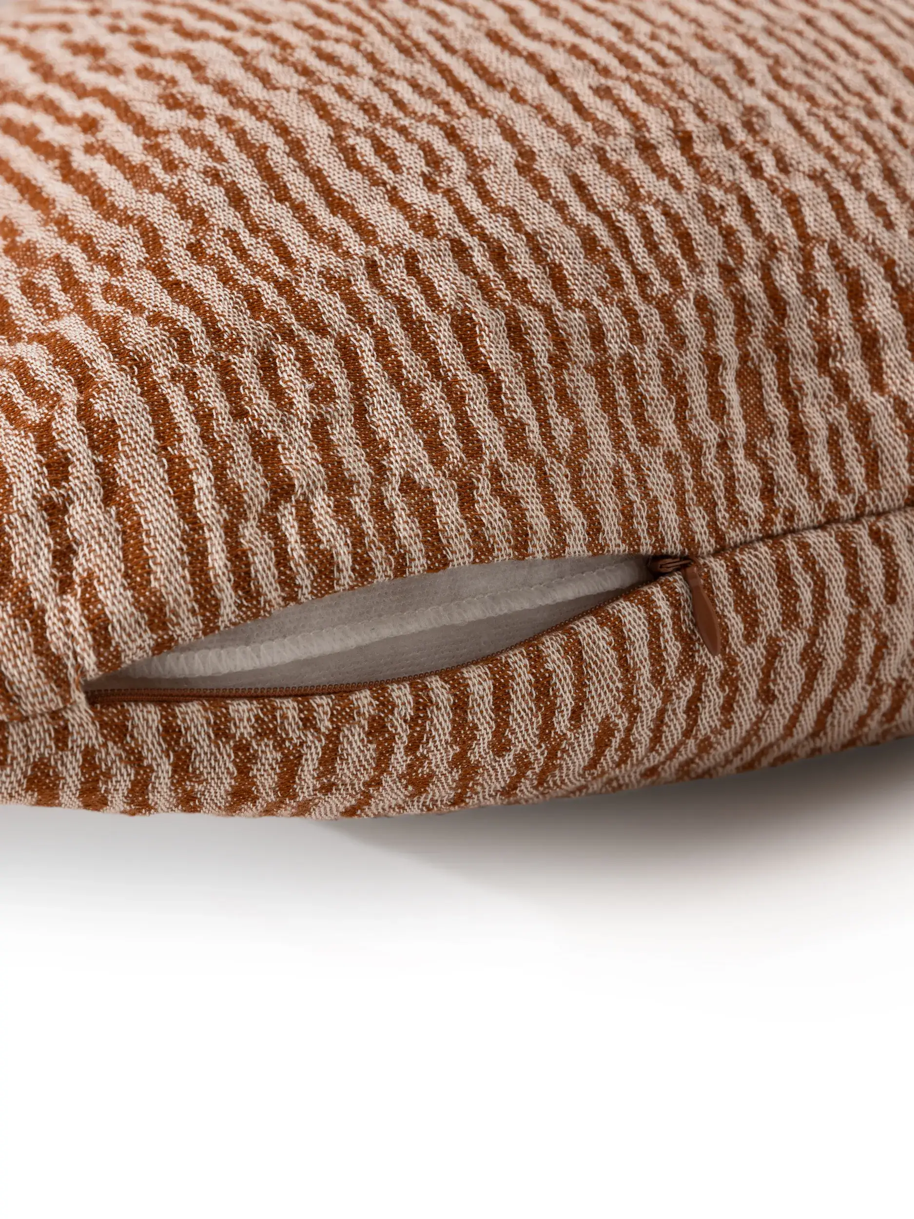 Cushion Cover Joao Red in Abstract design made of 100% Cotton by benuta Nest