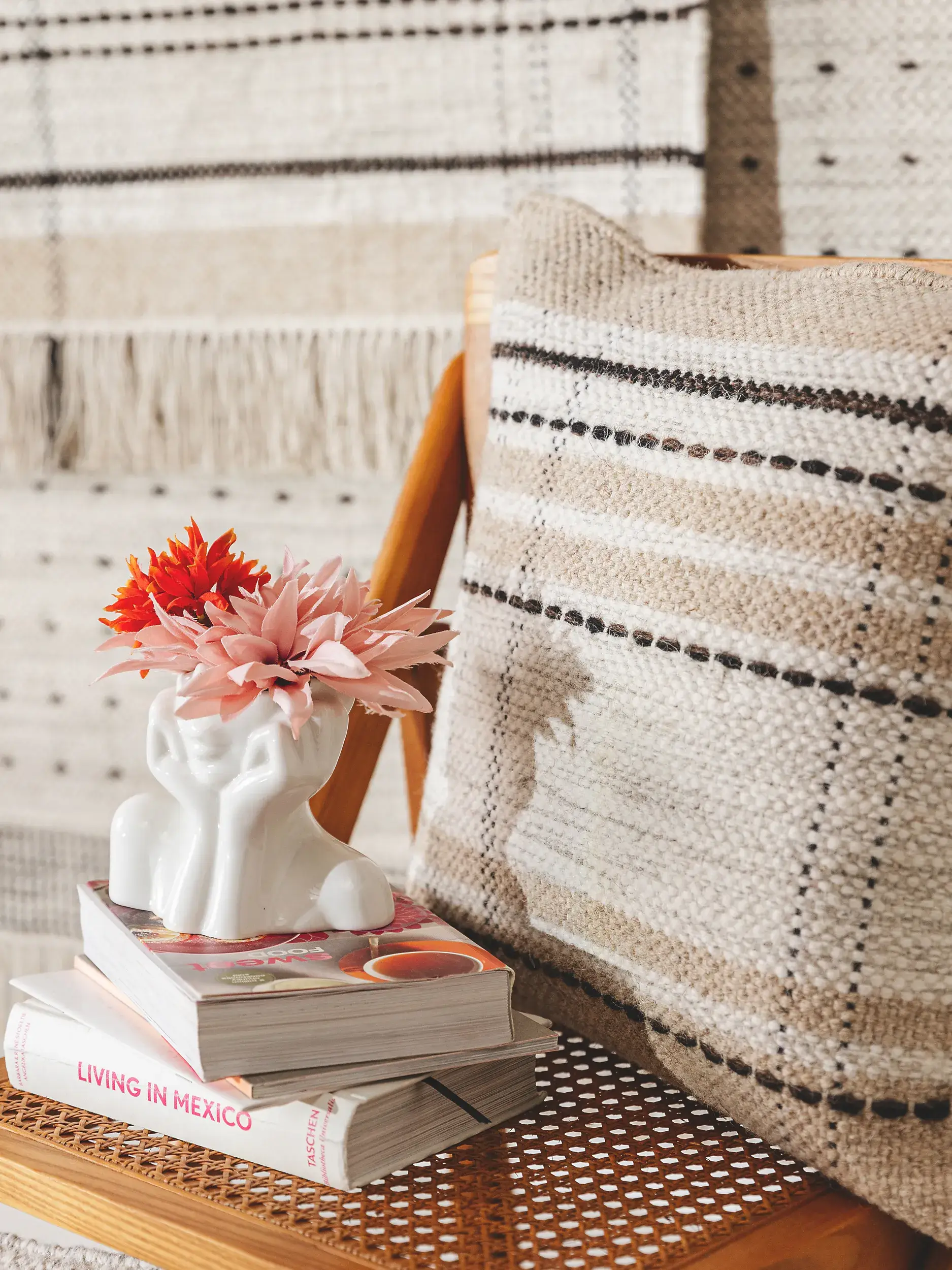 Kissenbezug Bahati Beige im Design Streifen aus 70% Wolle, 30% Baumwolle von benuta Pop