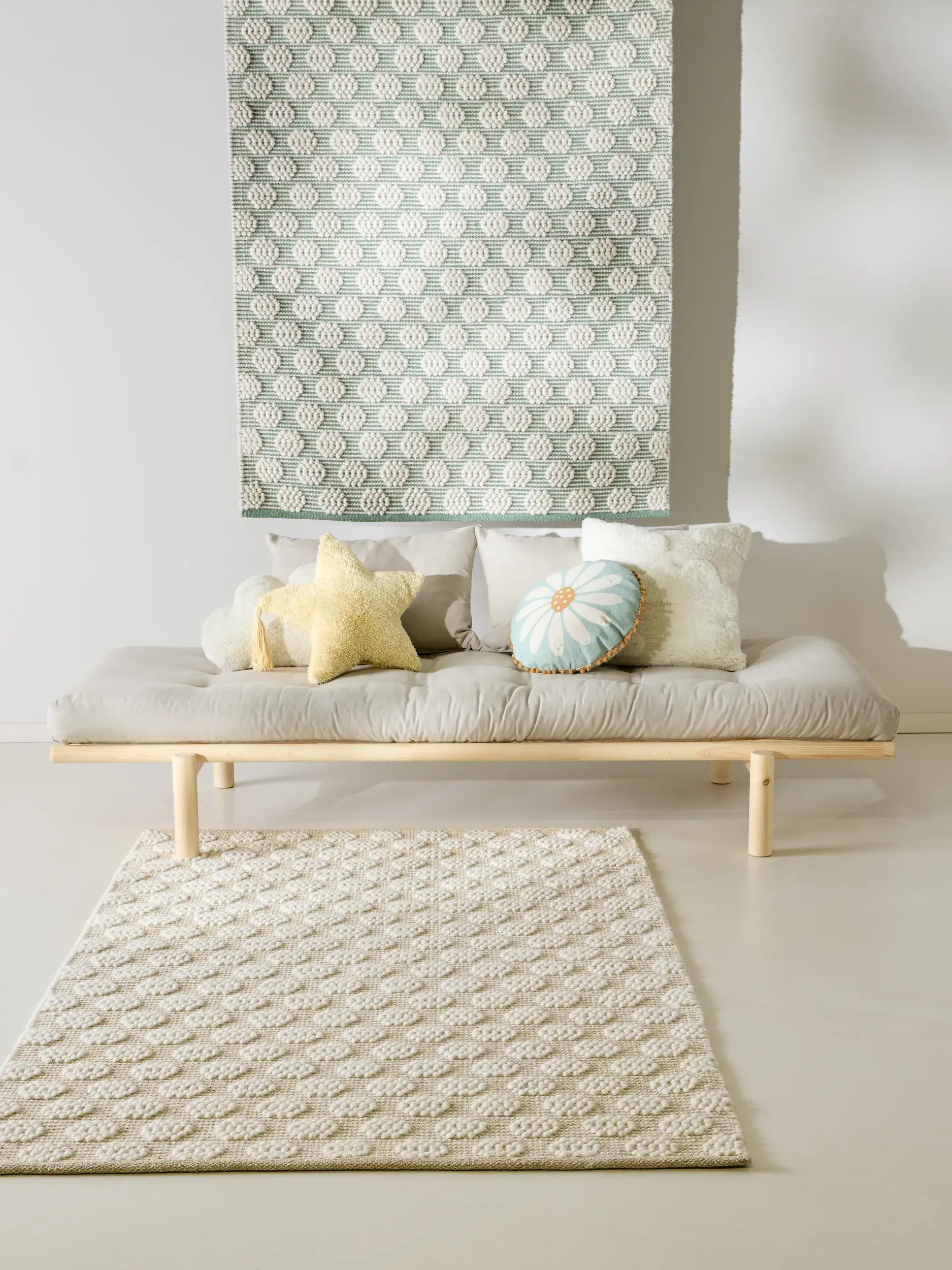 Teppich aus 60% Wolle, 40% Baumwolle in Grün mit 60% Wolle, 40% Baumwolle hohem Flor von Lytte