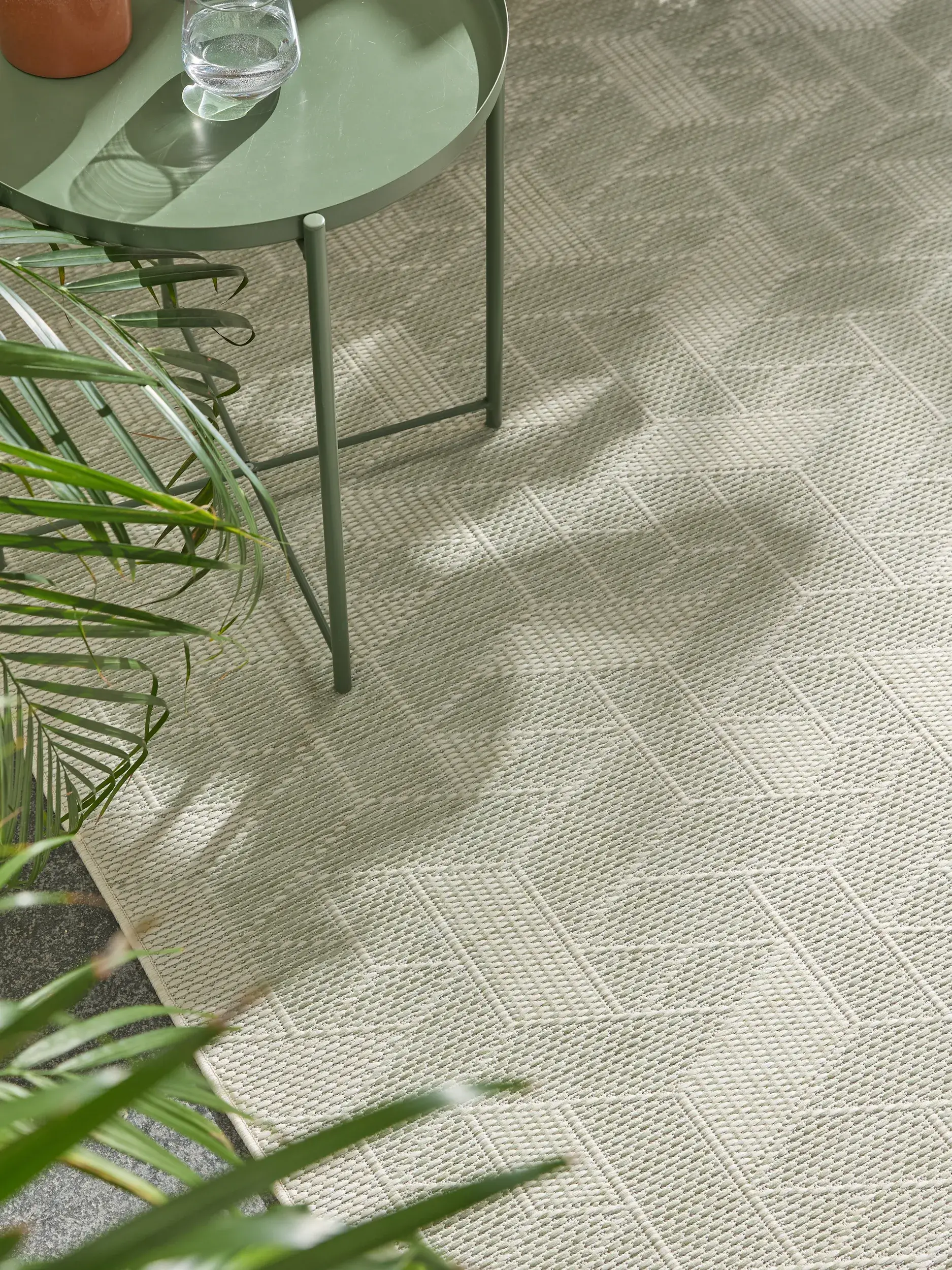 Alfombra de 100% Polipropileno en Verde con un pelo de {{Placeholder_Pile Height}} de altura de benuta nest