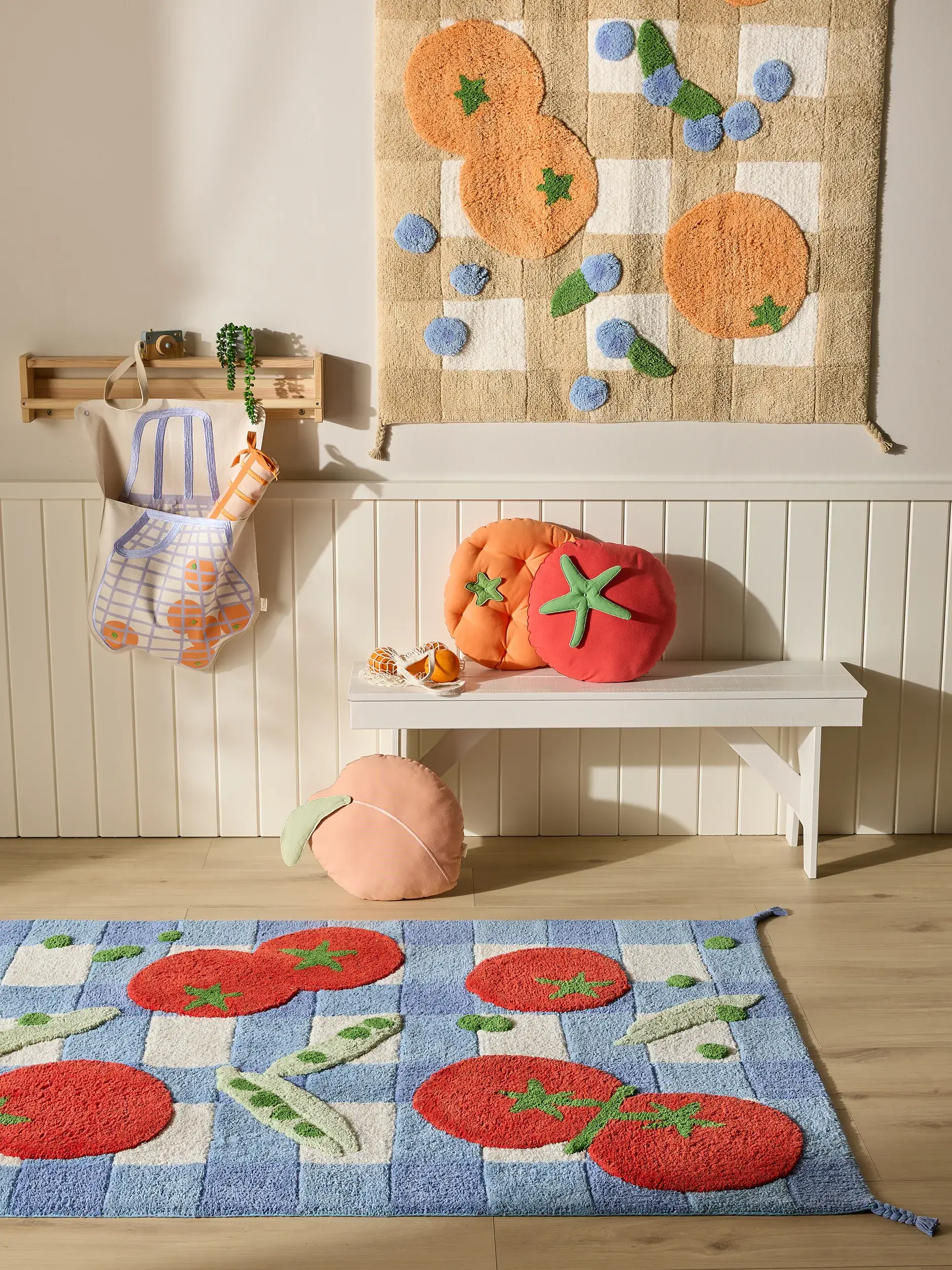 Polštář Franzi Červená od Lytte