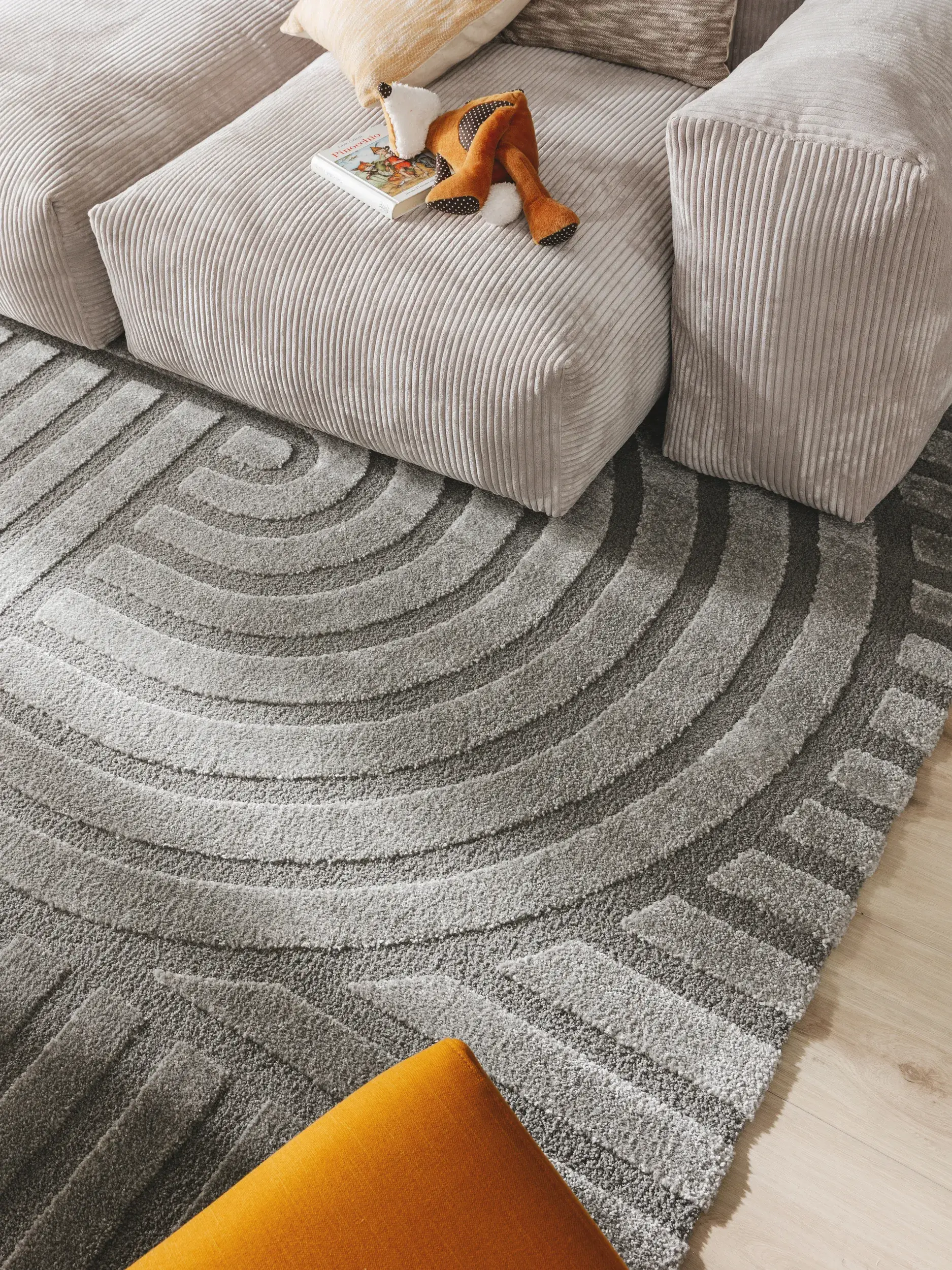 Koberec z 60% Polypropylen, 40% Polyester v Grau s vlasem výšky 60% Polypropylen, 40% Polyester od benuta Nest