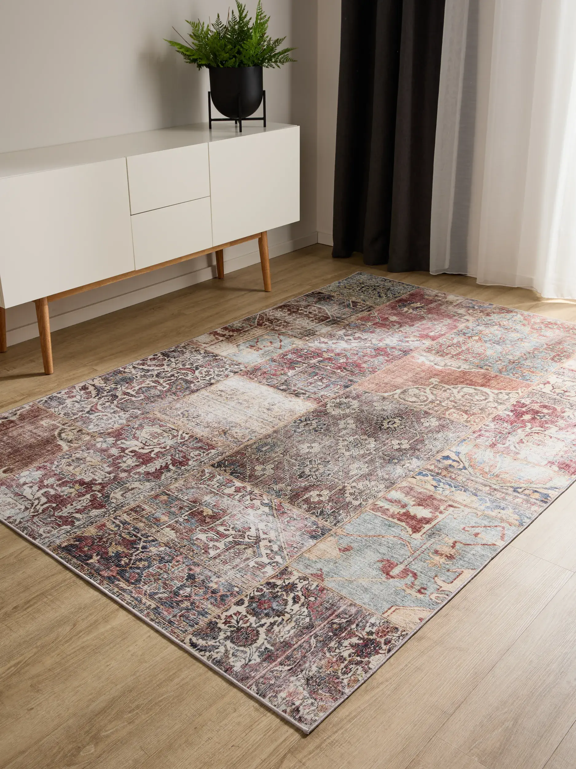 Rug made of 100% Polyester in Multicolour with a 100% Polyester high pile by benuta Basic