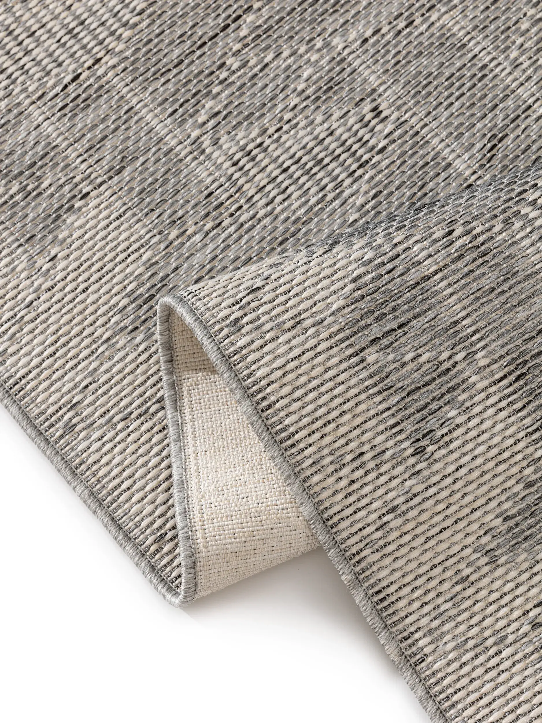 Rug made of 100% Polypropylen in Grey with a 100% Polypropylen high pile by benuta Nest