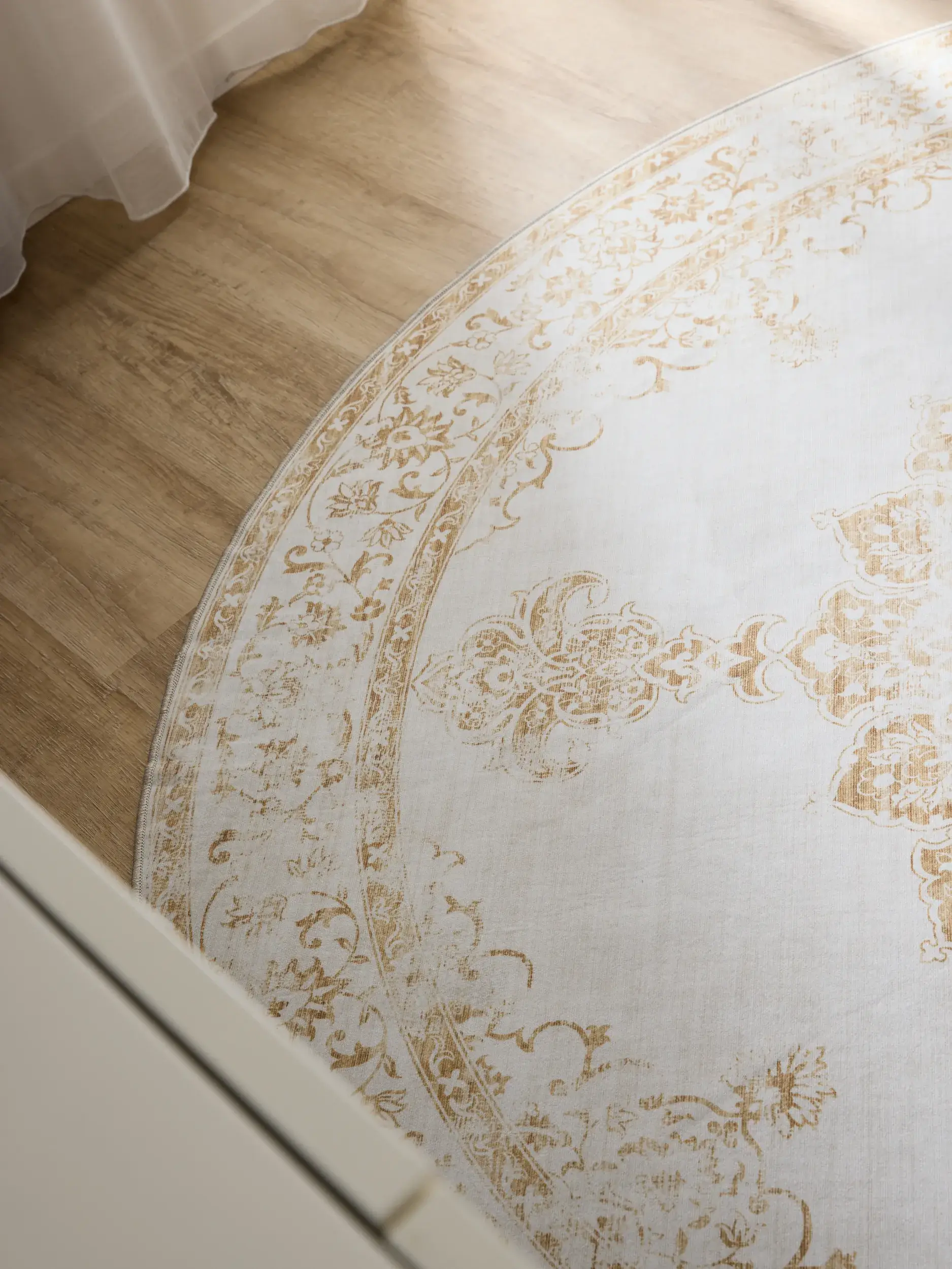 Rug made of 100% Polyester in Beige with a 100% Polyester high pile by benuta Basic