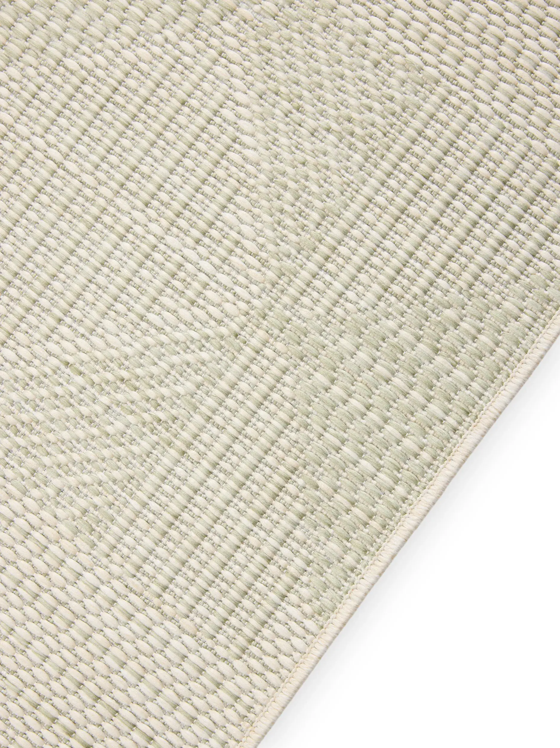 Rug made of 100% Polypropylen in Green with a 100% Polypropylen high pile by benuta Nest