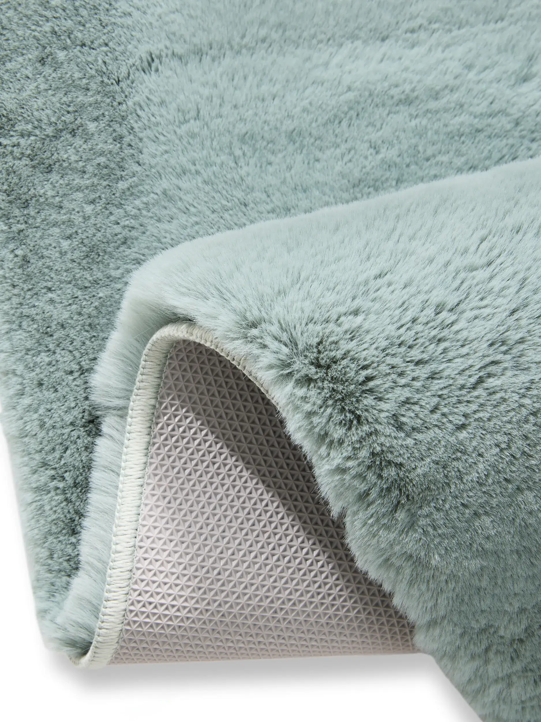 Rug Dave made of 100% Polyester in Green by benuta Nest