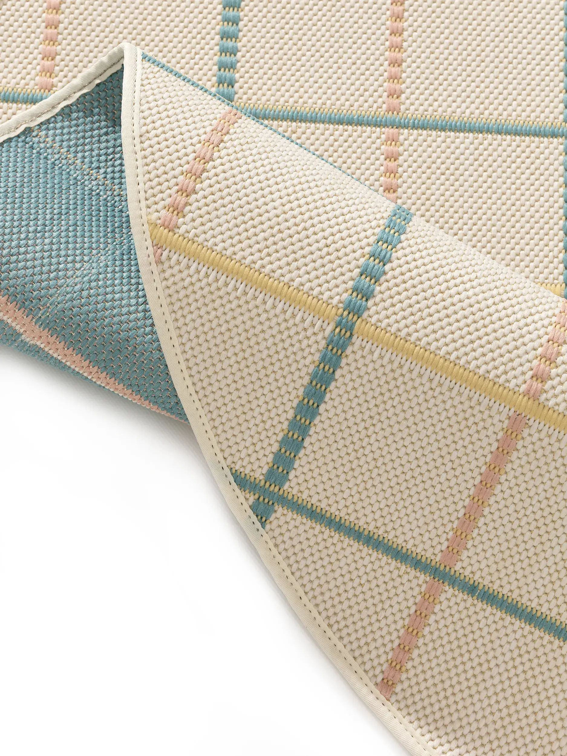 Teppich aus 100% Polypropylen in Multicolor mit 100% Polypropylen hohem Flor von Lytte