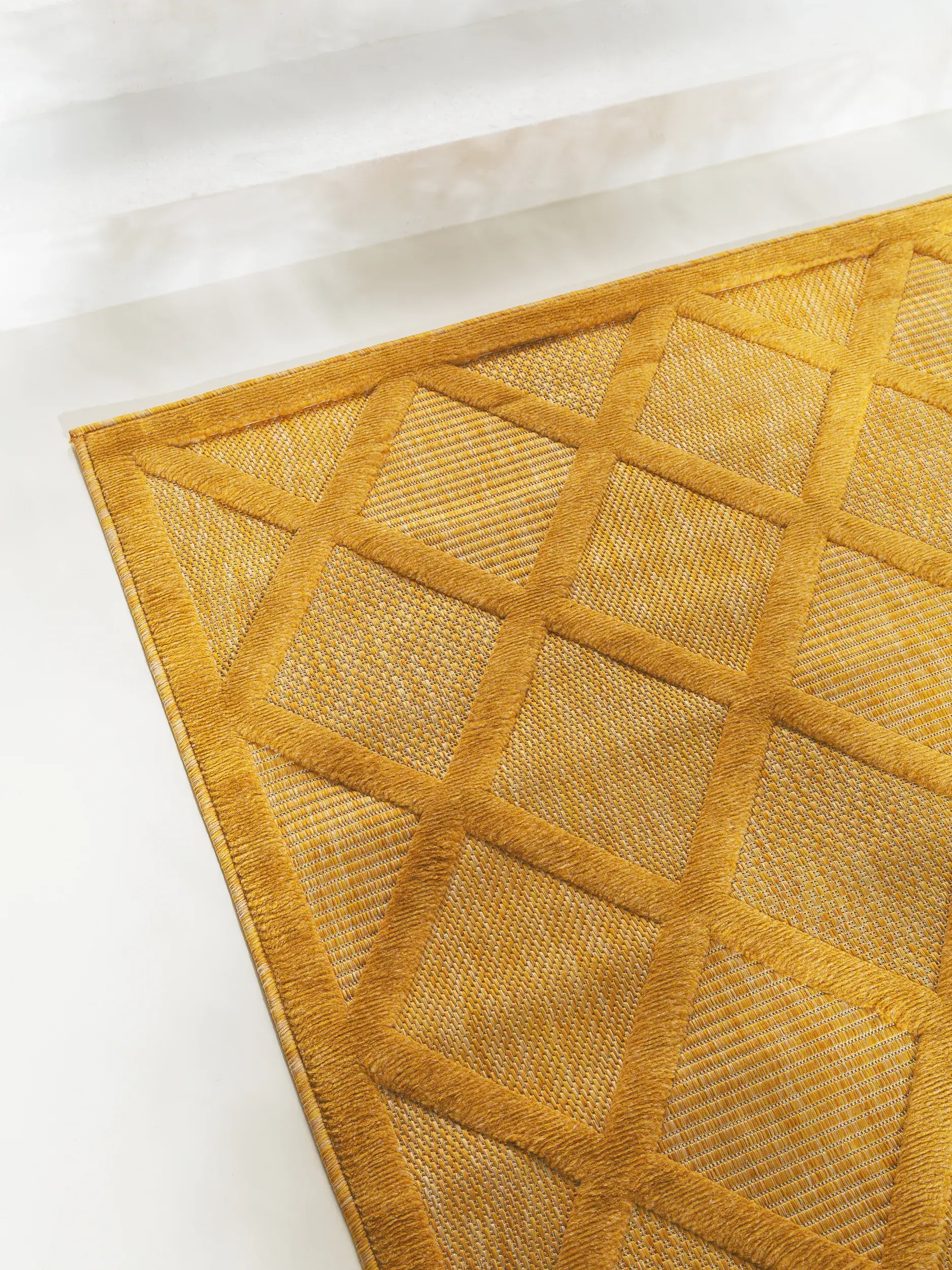 Rug made of 100% Polypropylen in Gelb with a 100% Polypropylen high pile by benuta Nest