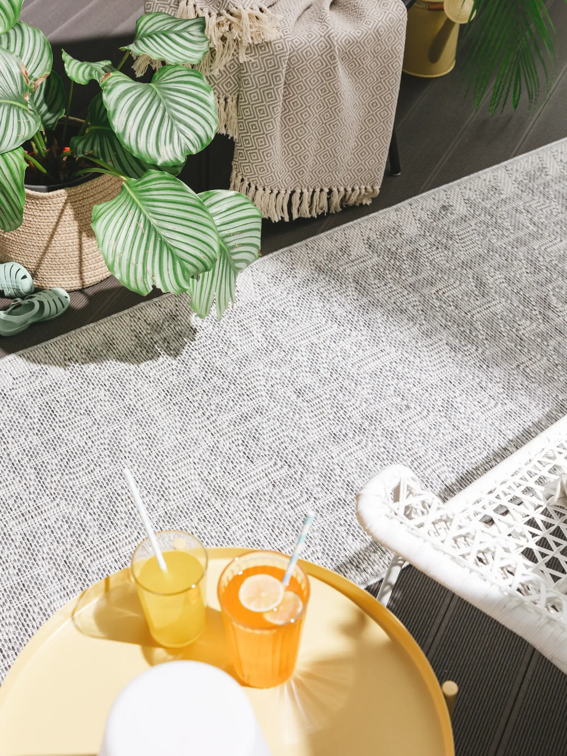 Rug made of 100% Polypropylen in Grey with a 100% Polypropylen high pile by benuta Nest