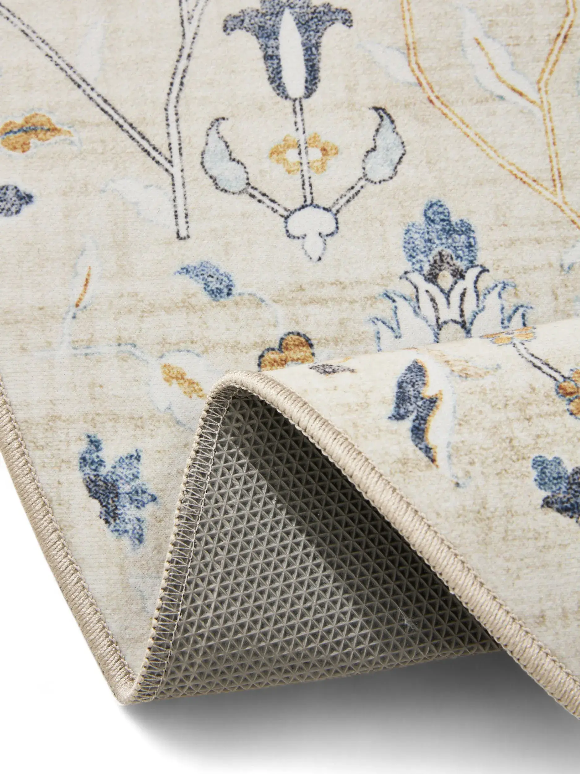 Rug made of 100% Polyester in Beige with a 100% Polyester high pile by benuta Basic