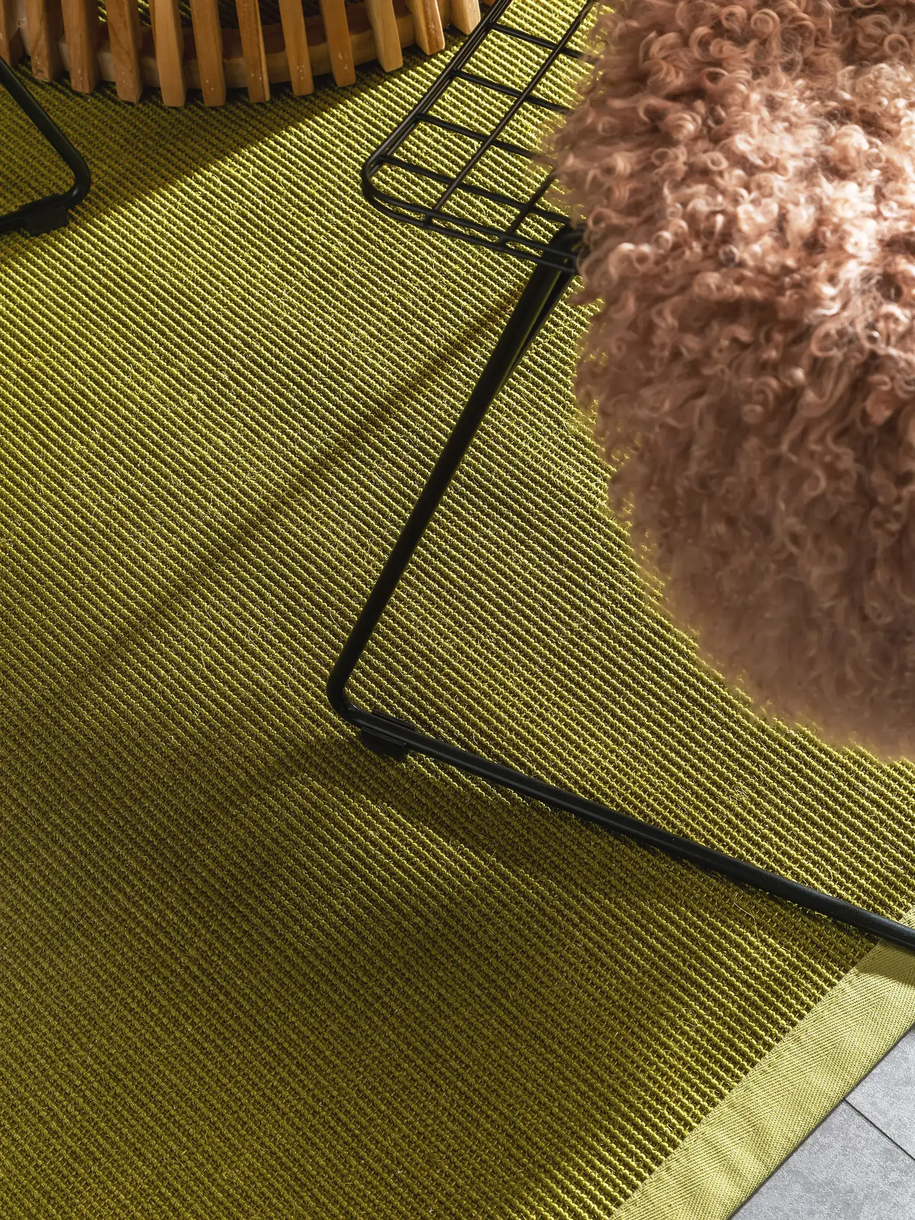 Rug made of 100% Sisal in Grün with a 100% Sisal high pile by benuta Nest