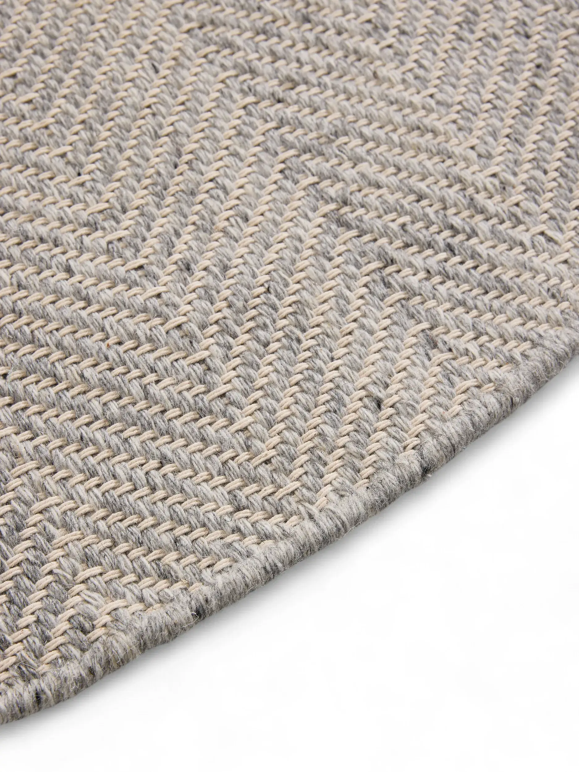 Teppich aus 60% Wolle, 20% Baumwolle, 20% Polyester in Grau mit 60% Wolle, 20% Baumwolle, 20% Polyester hohem Flor von benuta Pure