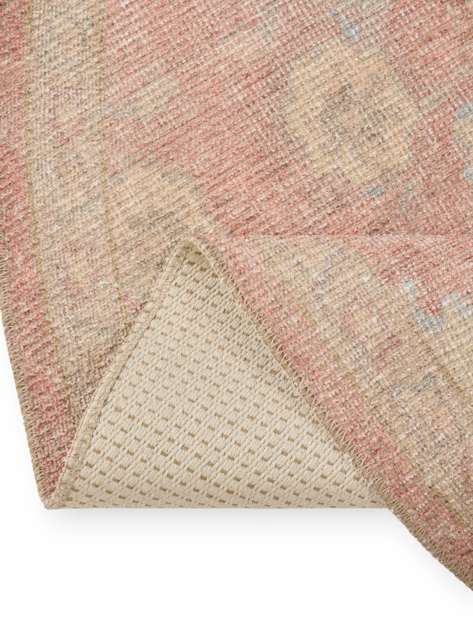 Rug made of 50% Polyester, 50% Polycotton in Red with a 50% Polyester, 50% Polycotton high pile by benuta Nest