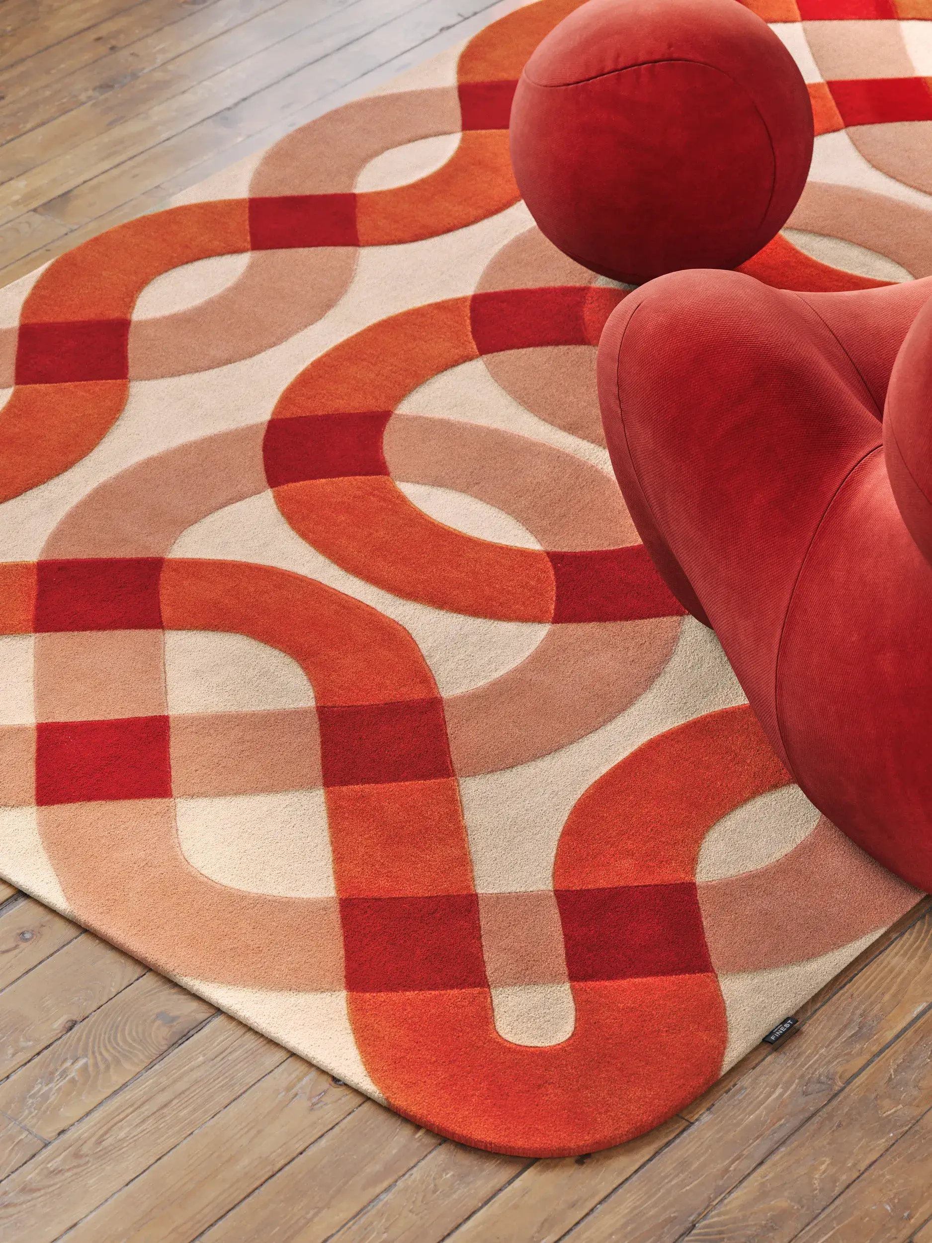 Rug made of 100% Wool (from New Zealand) in Red with a 100% Wool (from New Zealand) high pile by benuta Finest