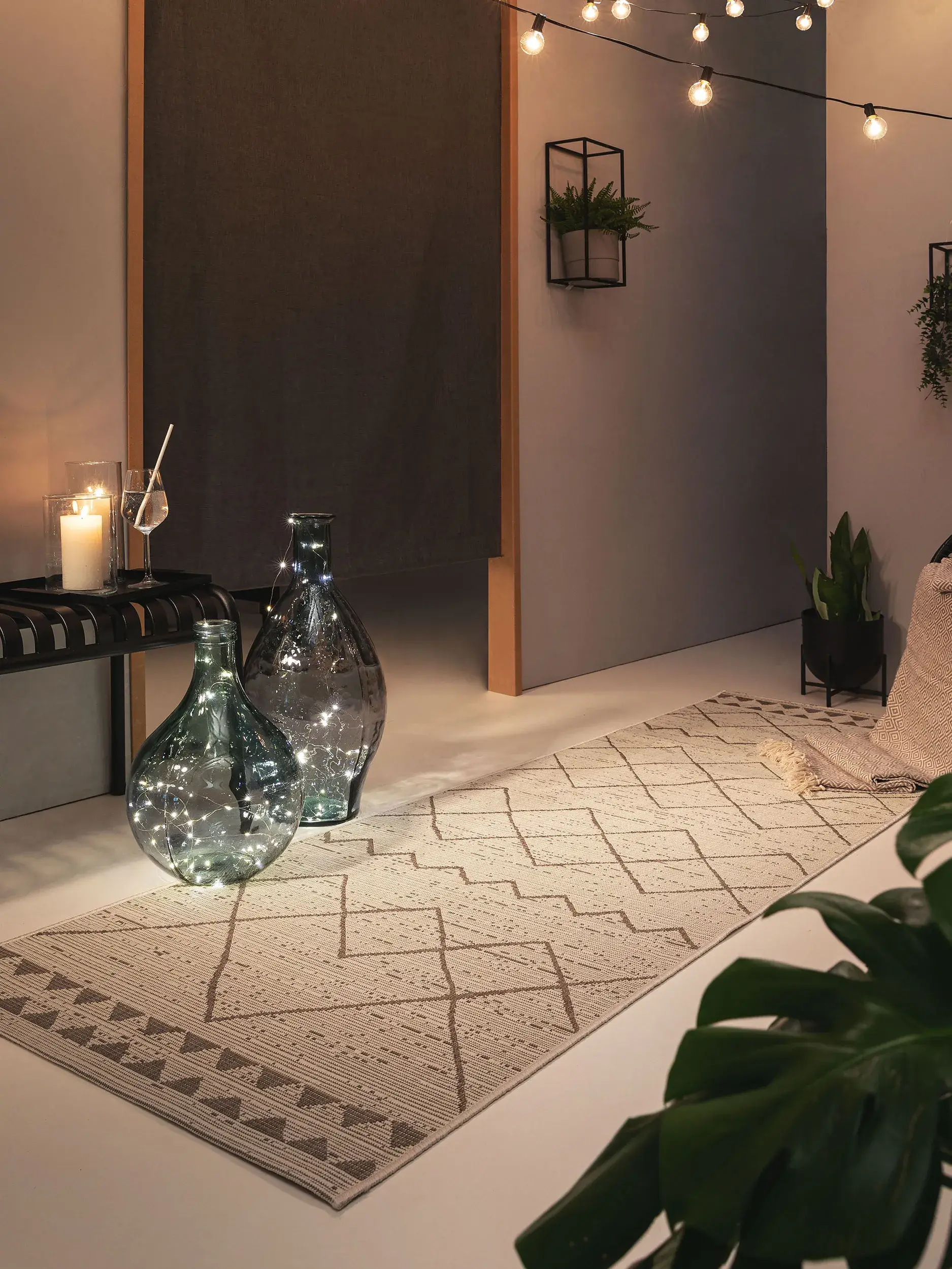 Tapis en 100% Polypropylène en Beige avec une pile de 100% Polypropylène de hauteur de benuta nest