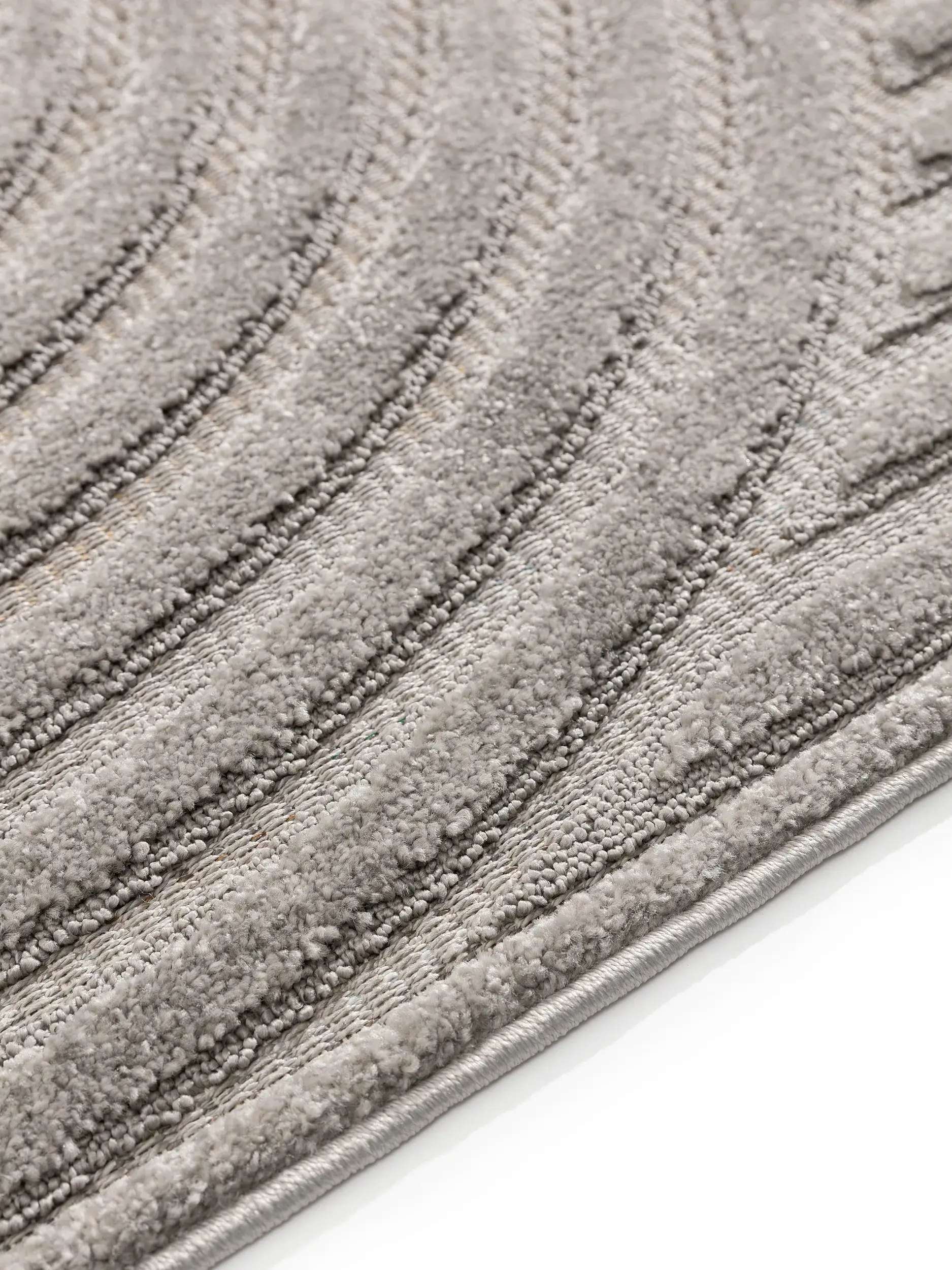 Rug made of 100% Polypropylen in Grau with a 100% Polypropylen high pile by benuta Basic