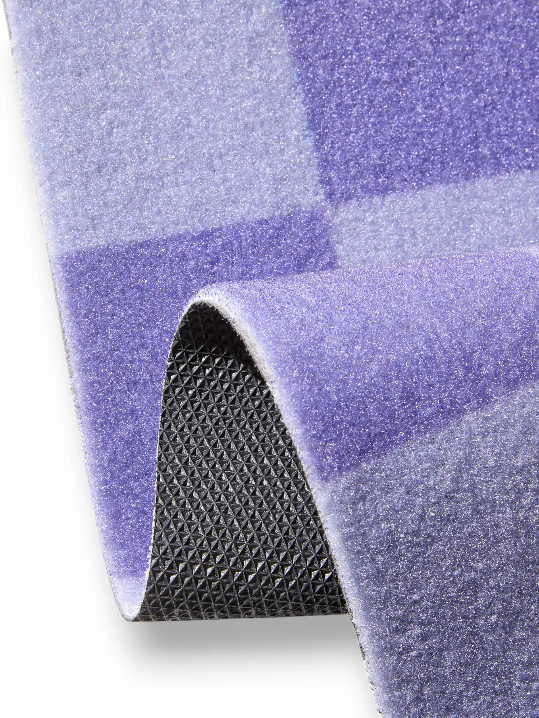 Wycieraczka Checker fioletowy im Design Geometryczny aus 100% Poliester (PET recyklingowany) von benuta