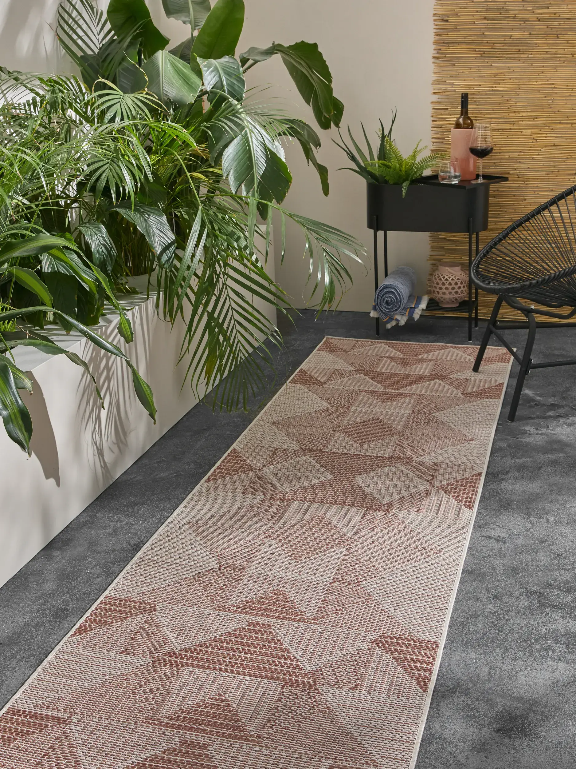 Rug made of 100% Polypropylen in Brown with a 100% Polypropylen high pile by benuta Nest