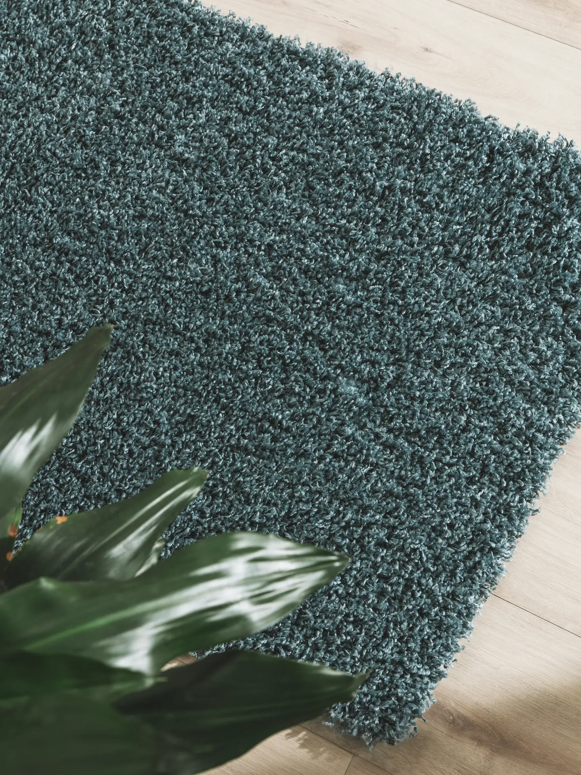 Matto 100% Polypropylena värissä Blau 100% Polypropylen korkealla nukalla merkiltä benuta Basic