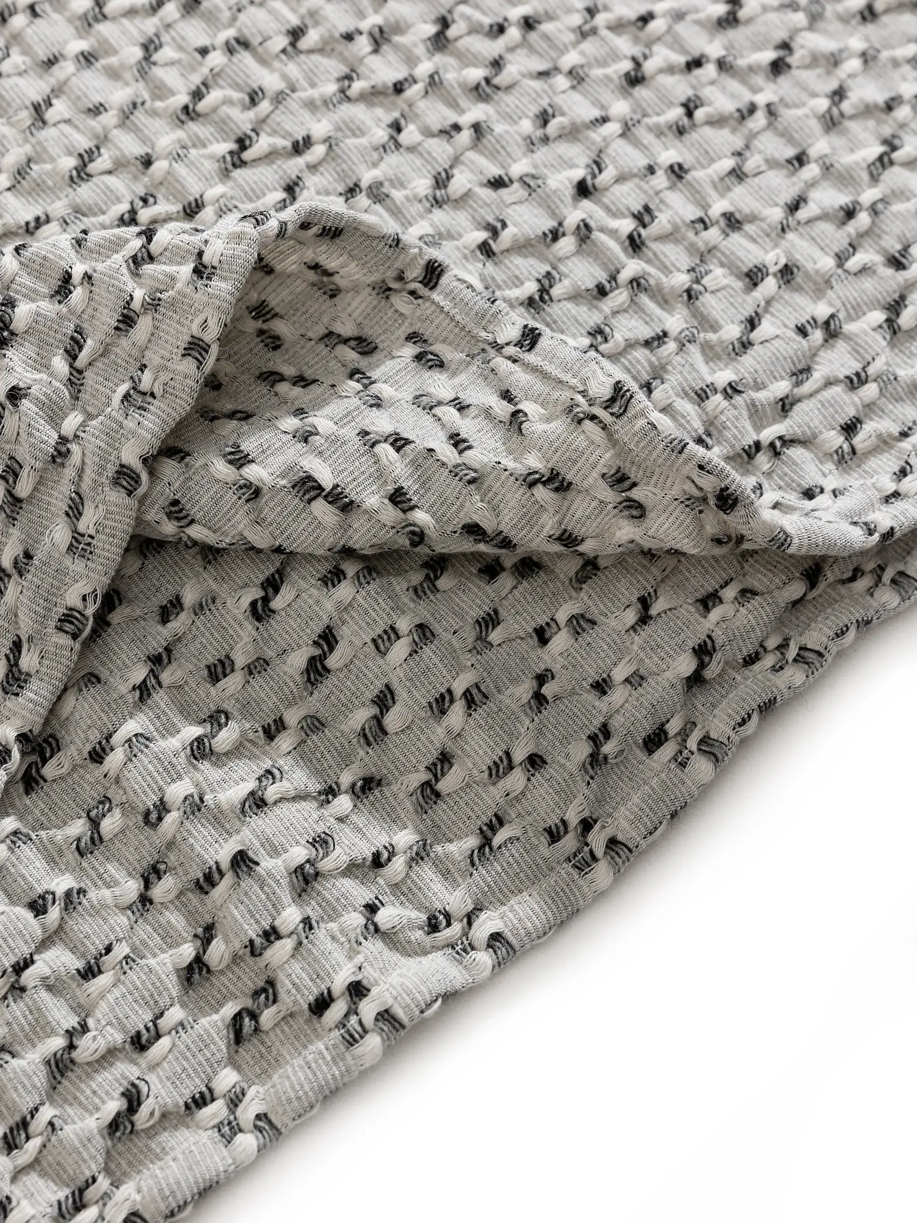 Decke Vanida Grau im Design  aus  von benuta Pure