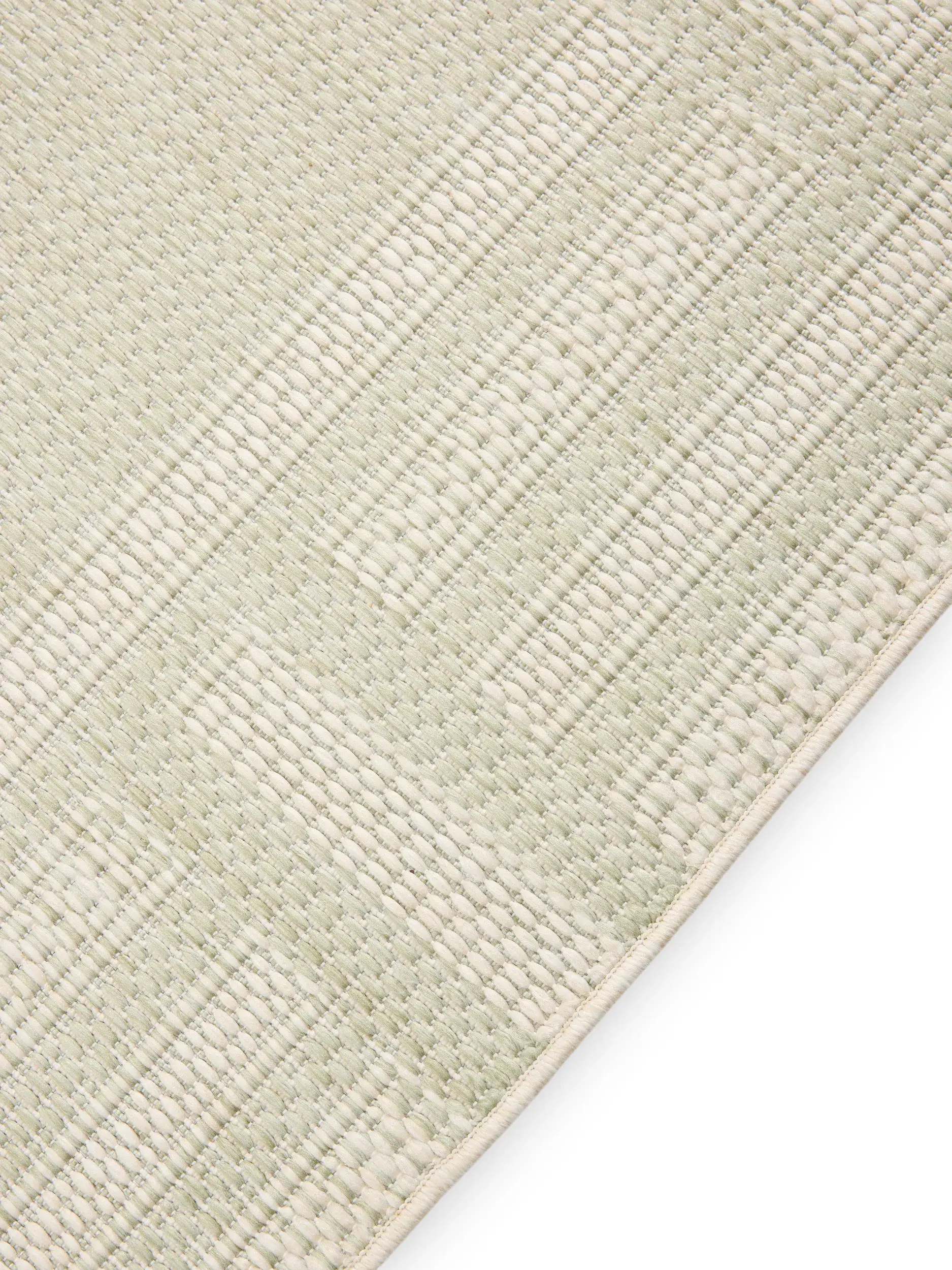 Rug made of 100% Polypropylen in Green with a 100% Polypropylen high pile by benuta Nest