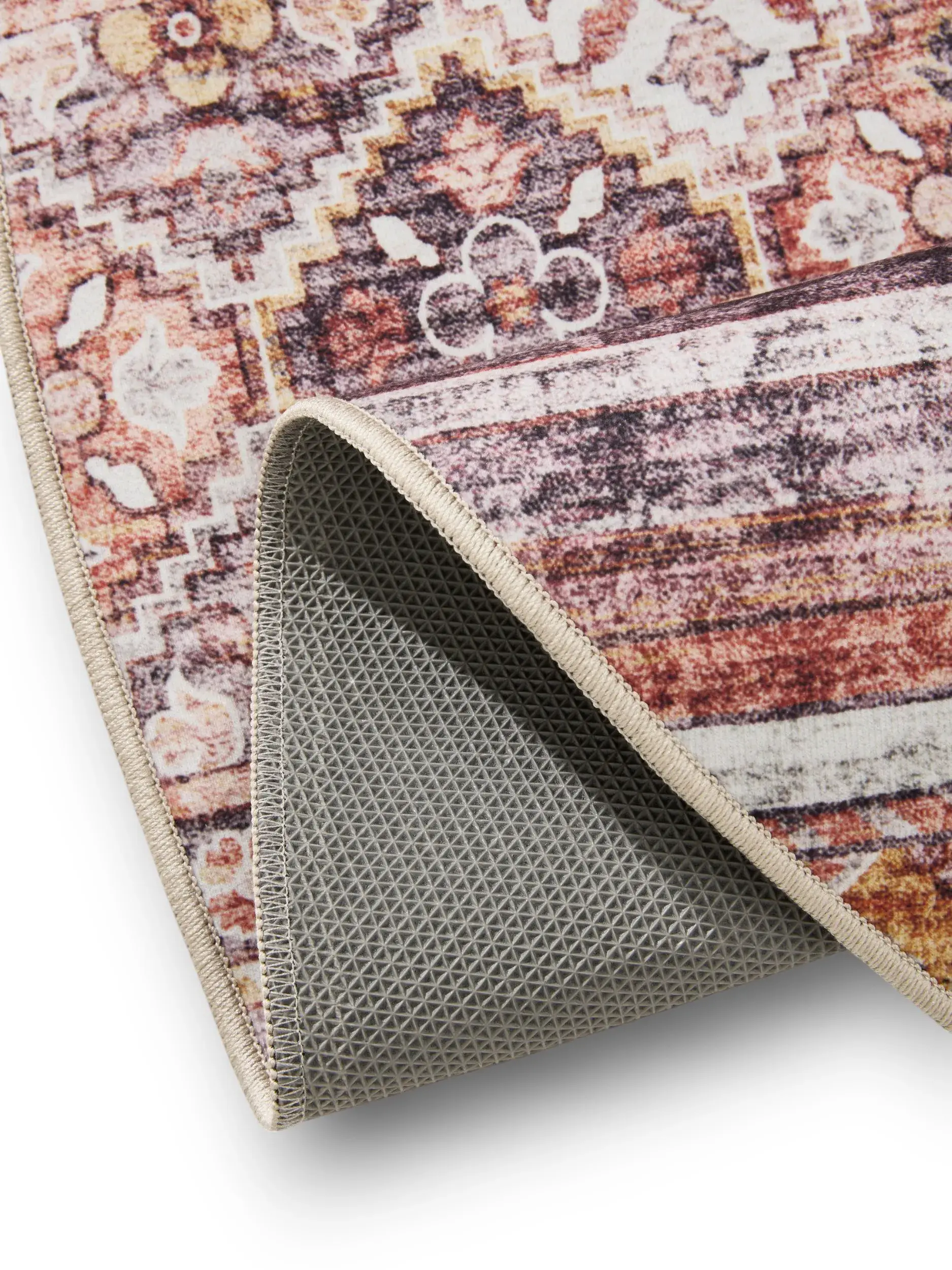 Rug made of 100% Polyester in Multicolour with a 100% Polyester high pile by benuta Basic