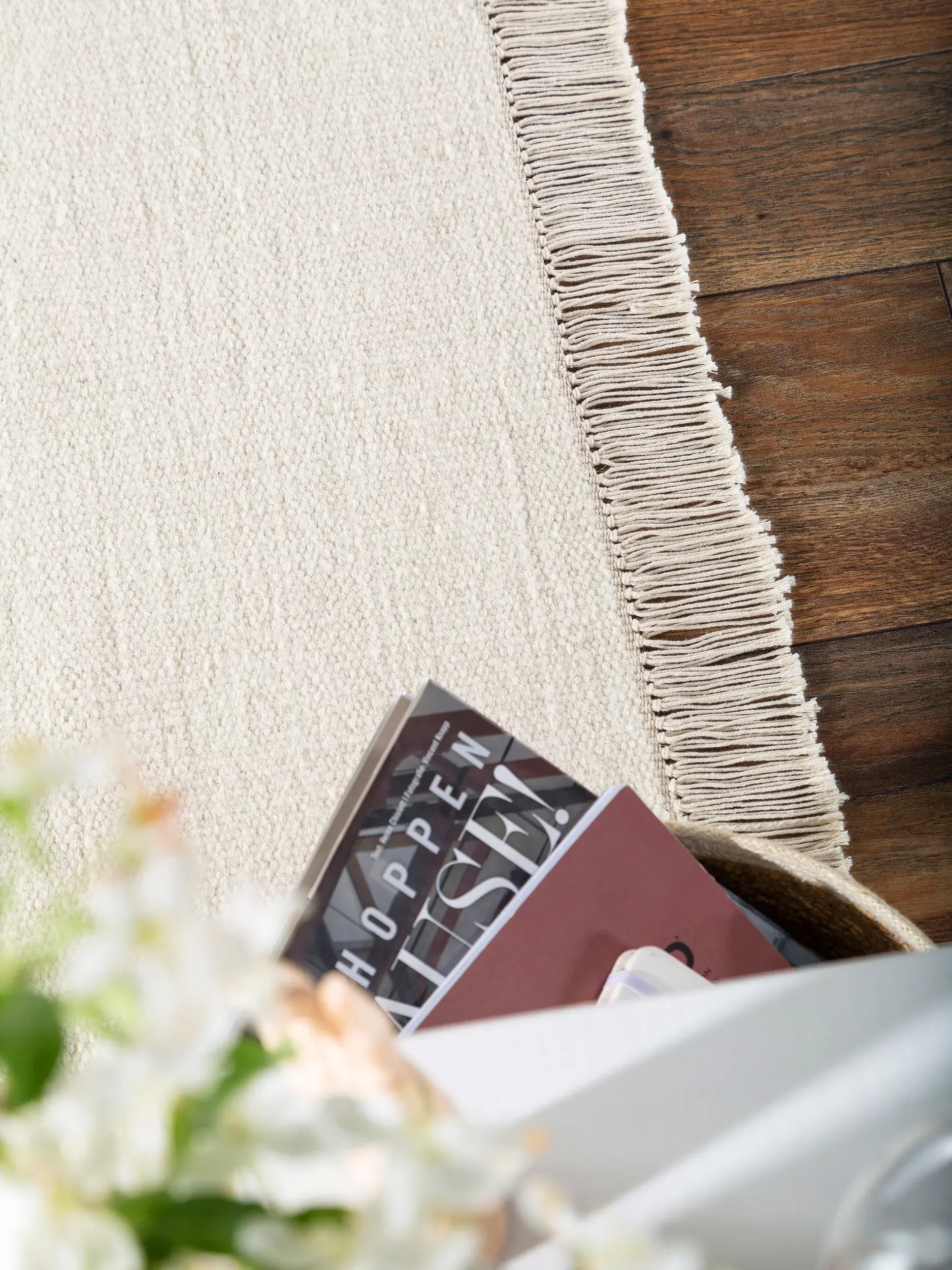 Rug made of 80% Wolle, 20% Baumwolle in Beige with a 80% Wolle, 20% Baumwolle high pile by benuta