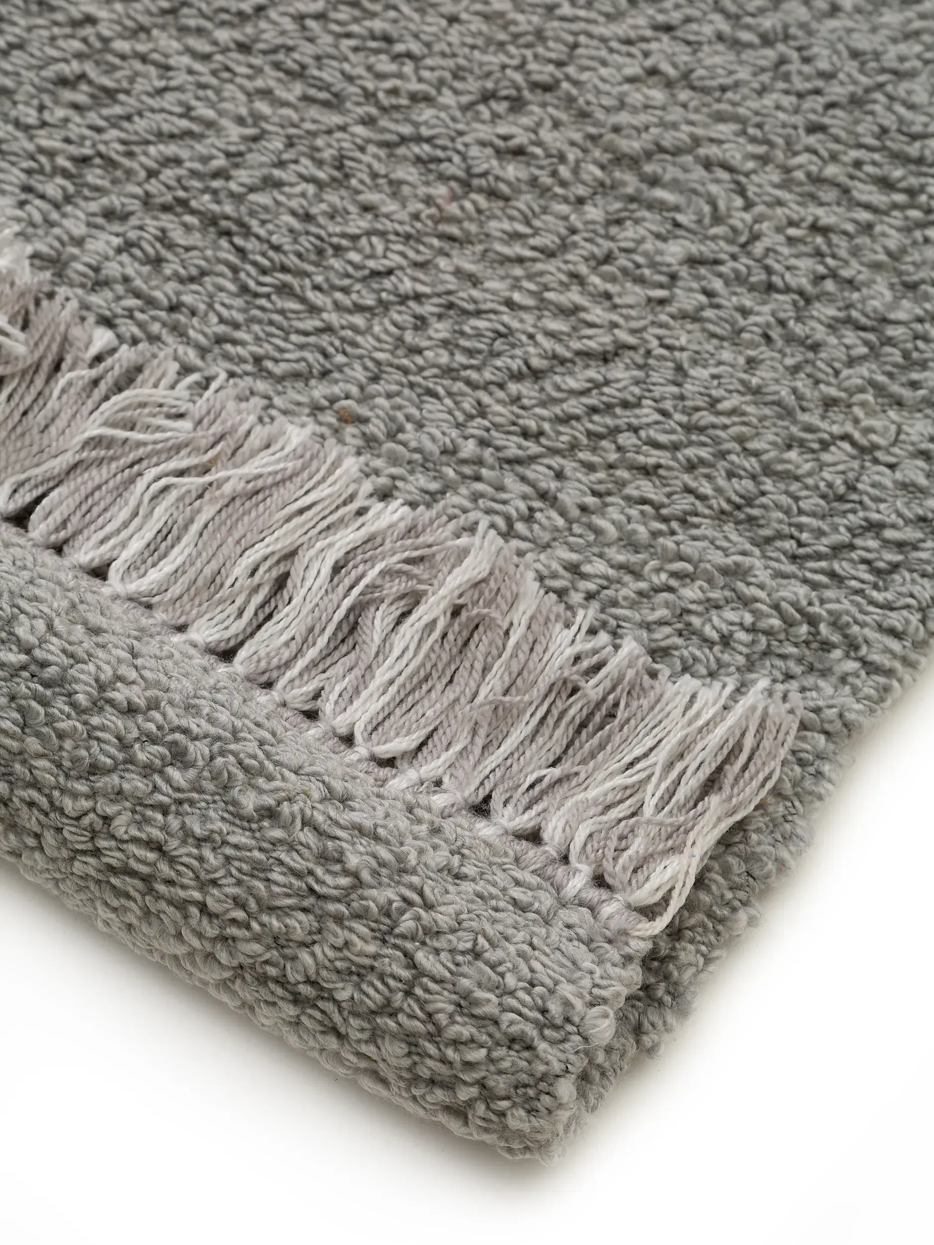 Teppich Eddy aus 100% Polyester in Grau von benuta Nest