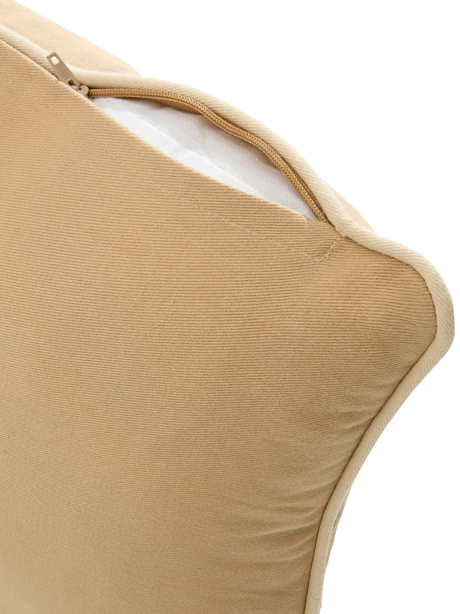 Pude Ines Beige/Cremehvid fra benuta pure