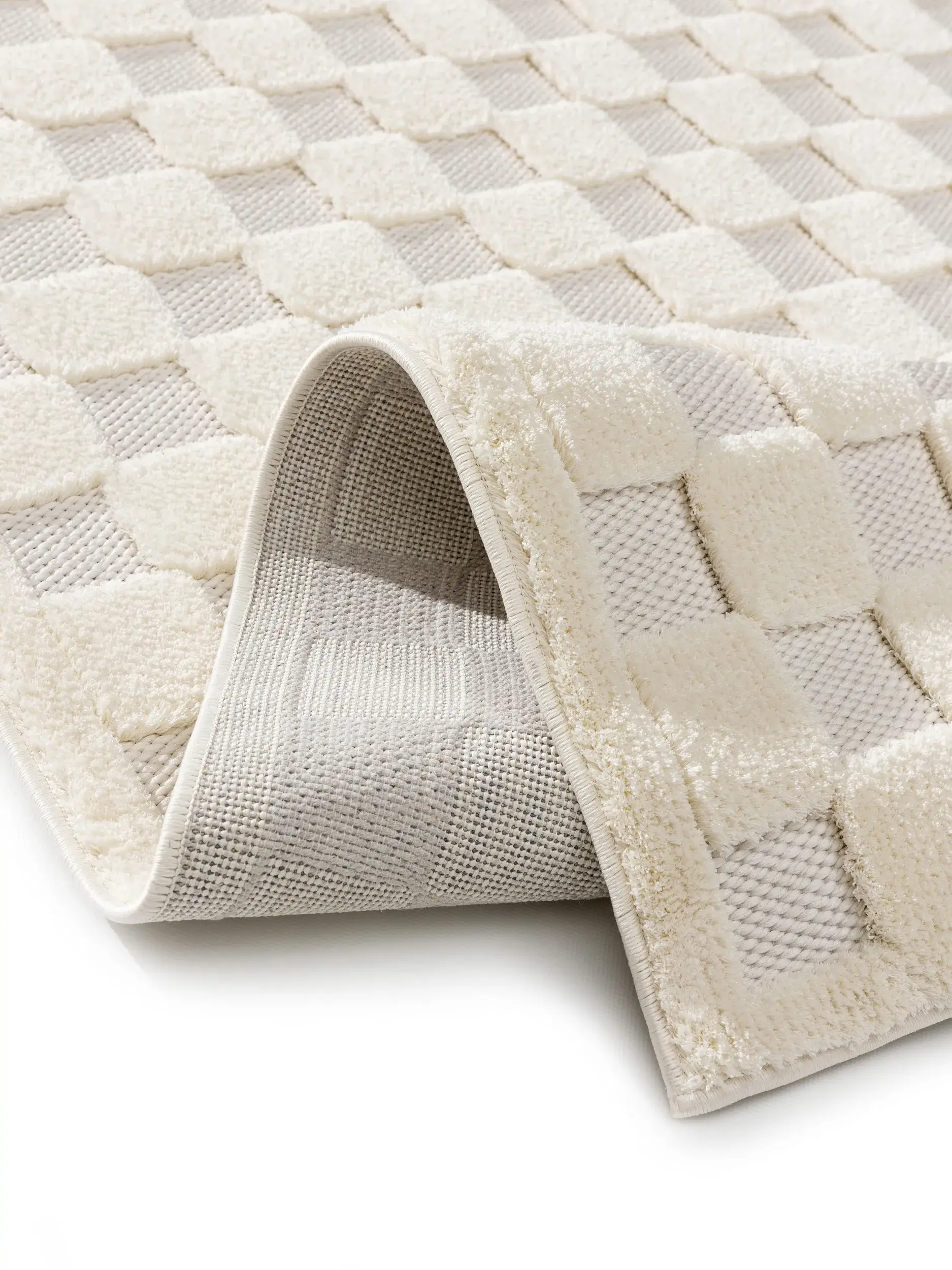 Rug made of 100% Polyester (Microfiber) in Weiß with a 100% Polyester (Microfiber) high pile by benuta Pop