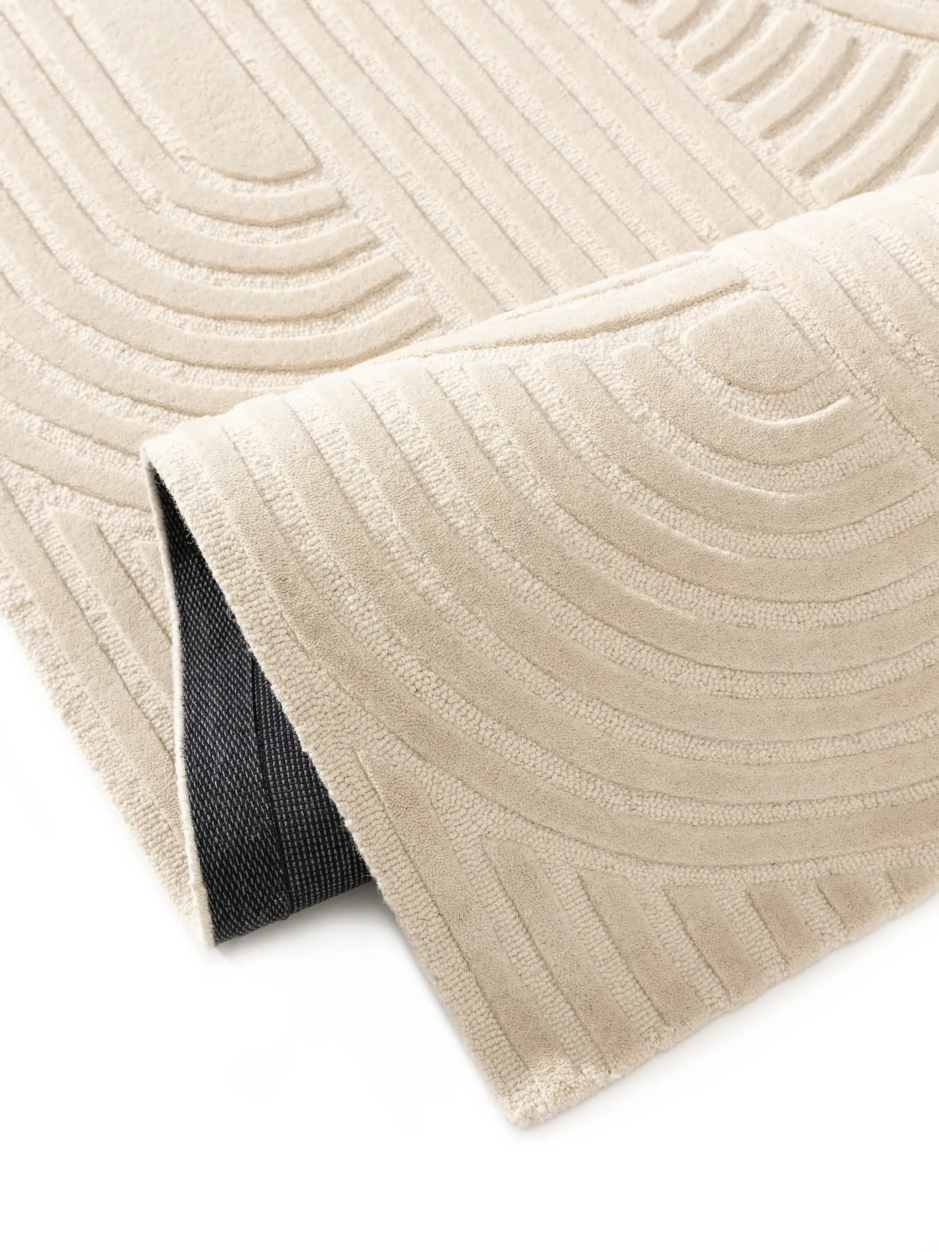 Teppich aus 80% Wolle, 20% Wolle (from New Zealand) in Beige mit 80% Wolle, 20% Wolle (from New Zealand) hohem Flor von benuta Pure