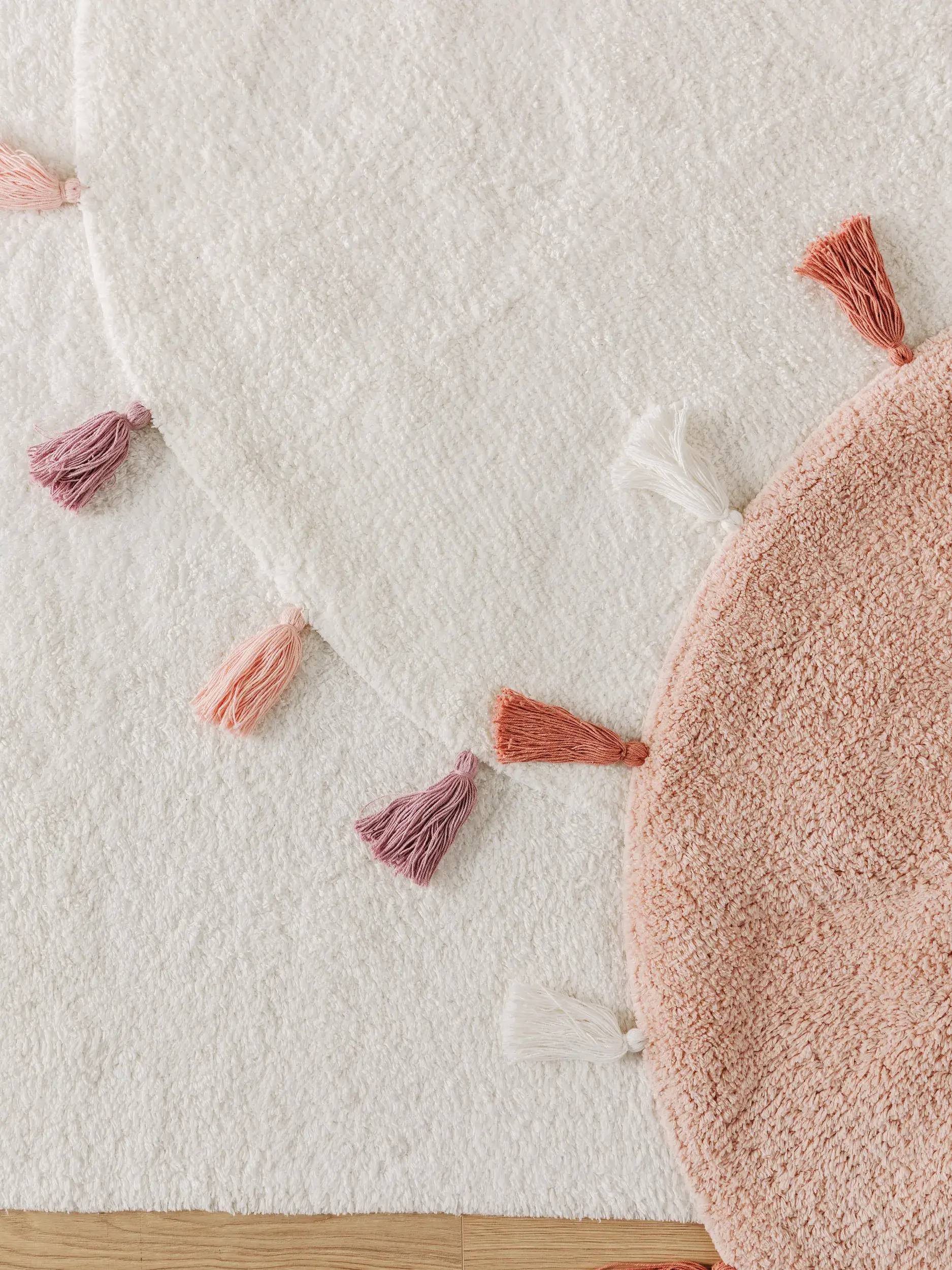 Rug made of 100% Baumwolle in Weiß with a 100% Baumwolle high pile by Lytte