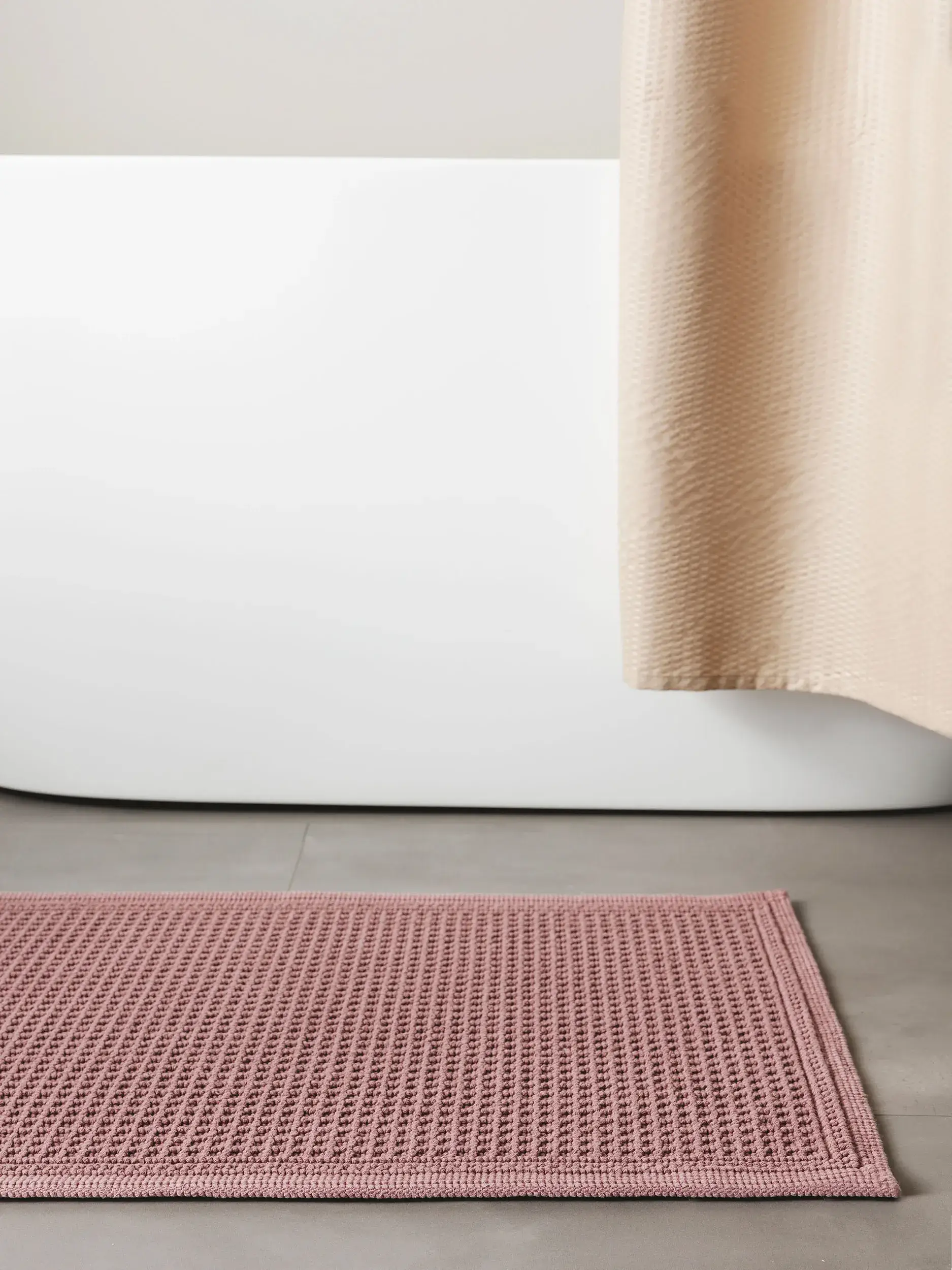 Badematte Jojo Lila i Einfarbig-design laget av 100% Baumwolle fra benuta Nest
