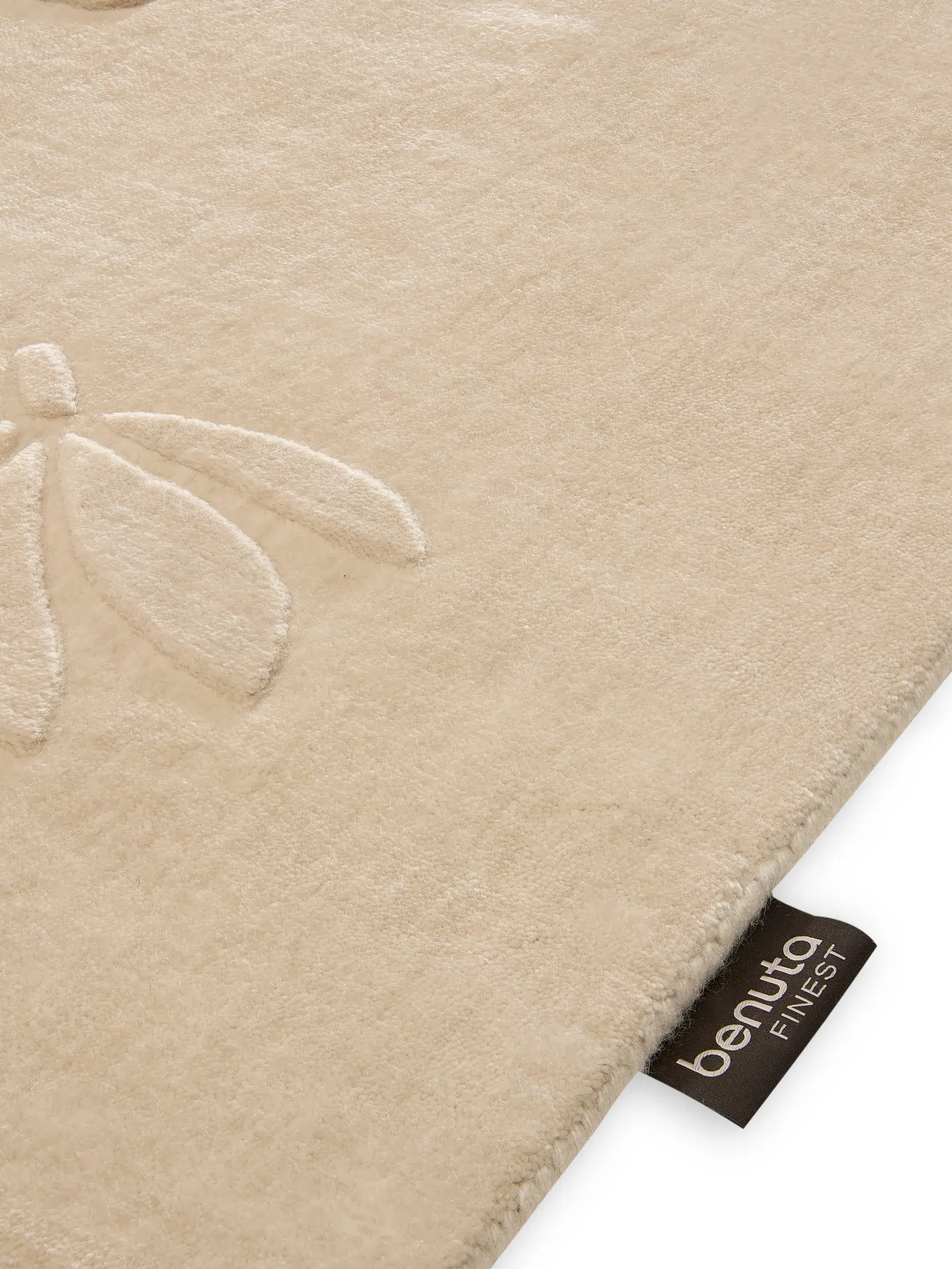 Rug Esmé made of 50% Cotton, 50% Viskose in  by benuta Finest
