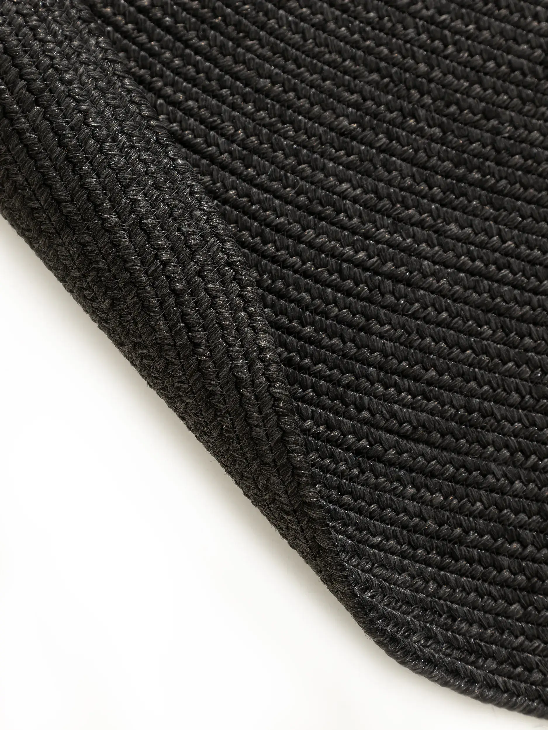 Rug made of 80% Polypropylen, 20% Polyester in Schwarz with a 80% Polypropylen, 20% Polyester high pile by benuta Nest