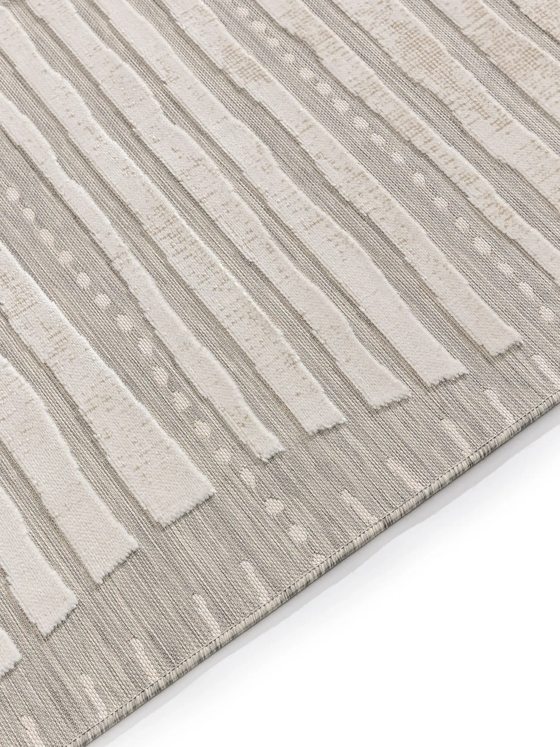Teppe av 100% Polypropylen i Beige med 100% Polypropylen høy lugg fra benuta Basic